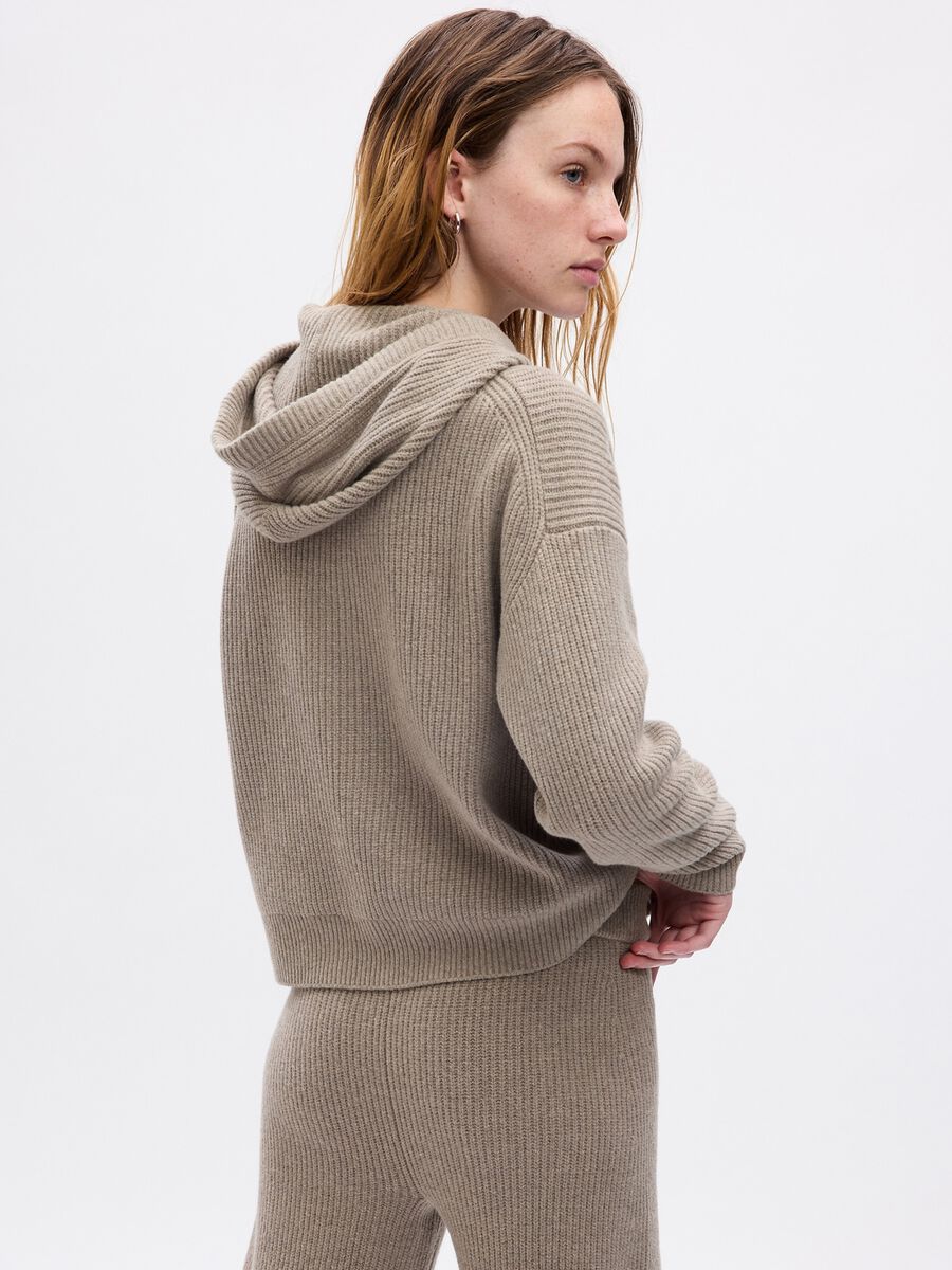 English ribbed sweater with hood Woman_1