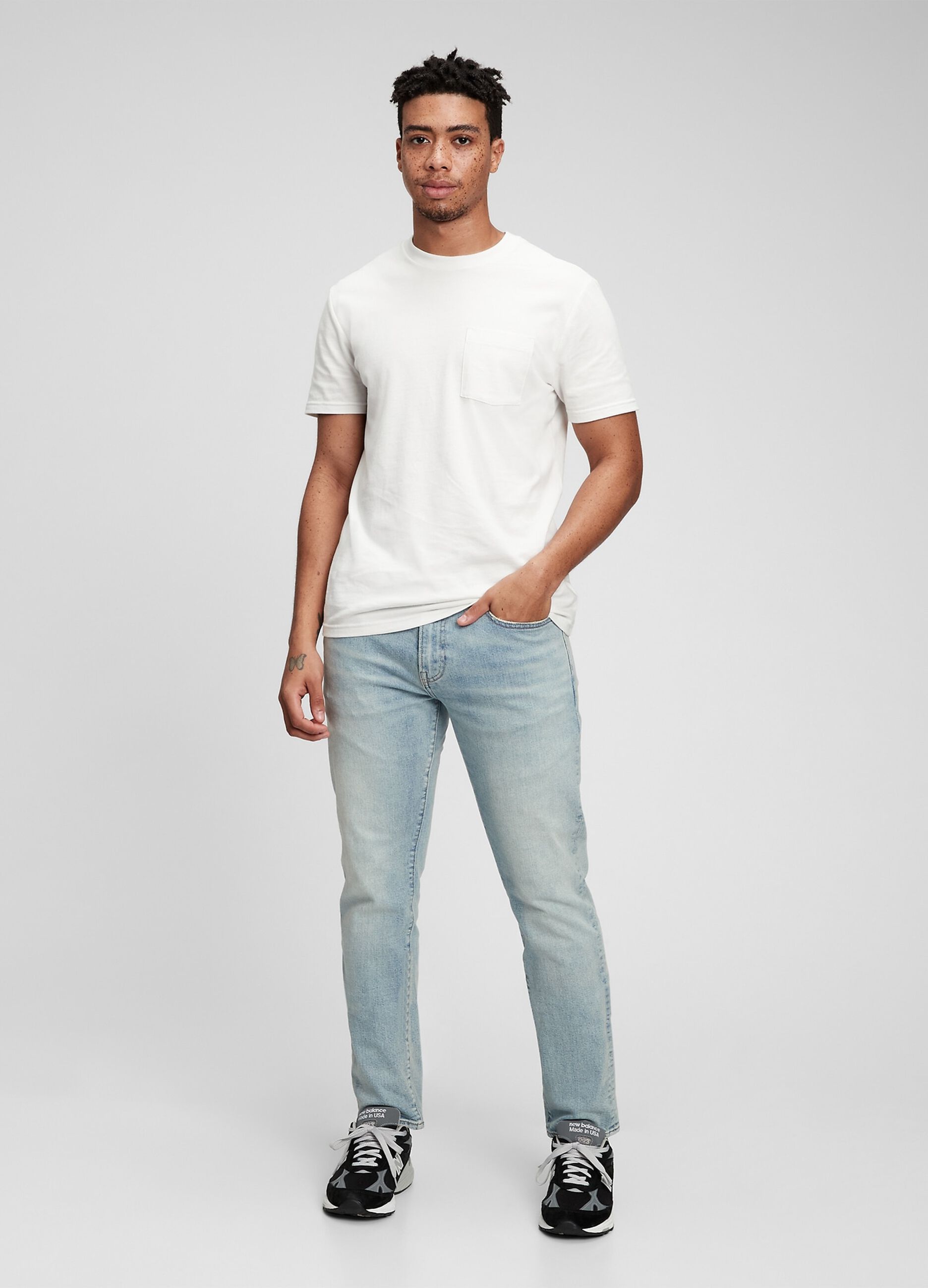 Jeans slim fit con scoloriture