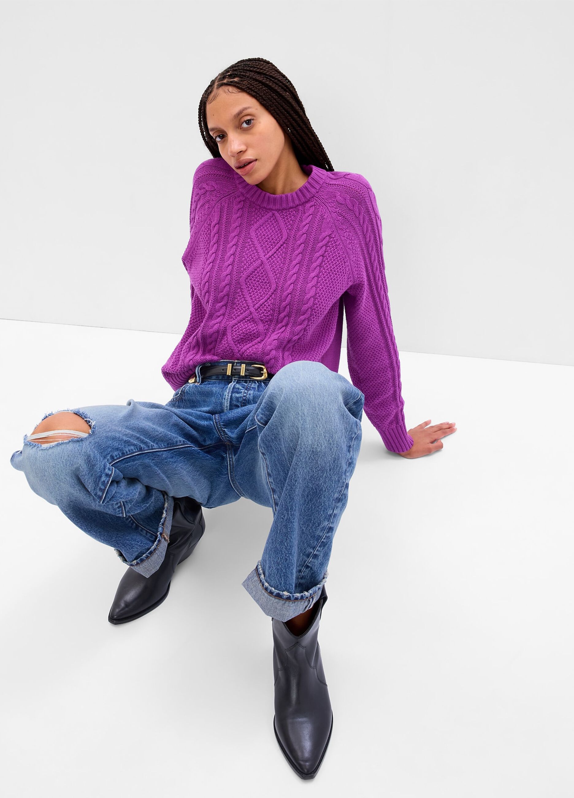 Pullover with cable-knit design