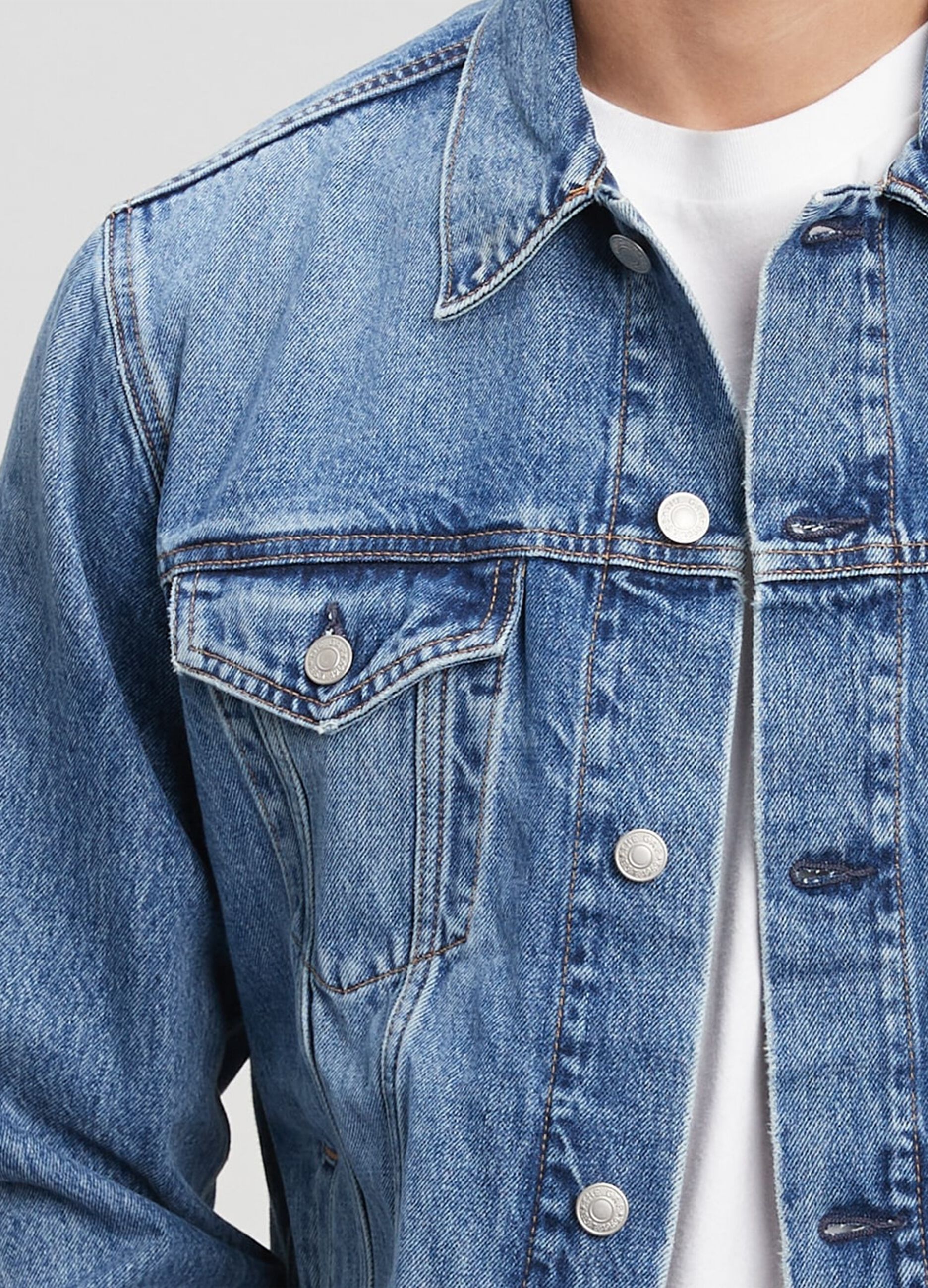 Giacca corta in denim acid wash_2
