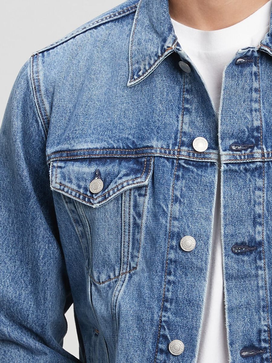 Giacca corta in denim acid wash Uomo_2