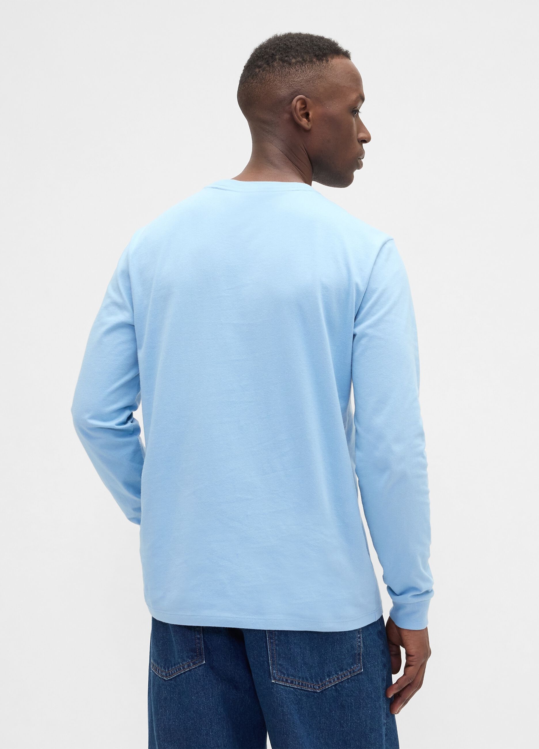 Long-sleeved blue cotton shirt