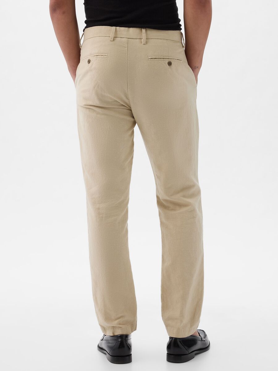 Slim-fit trousers in linen and cotton Man_3