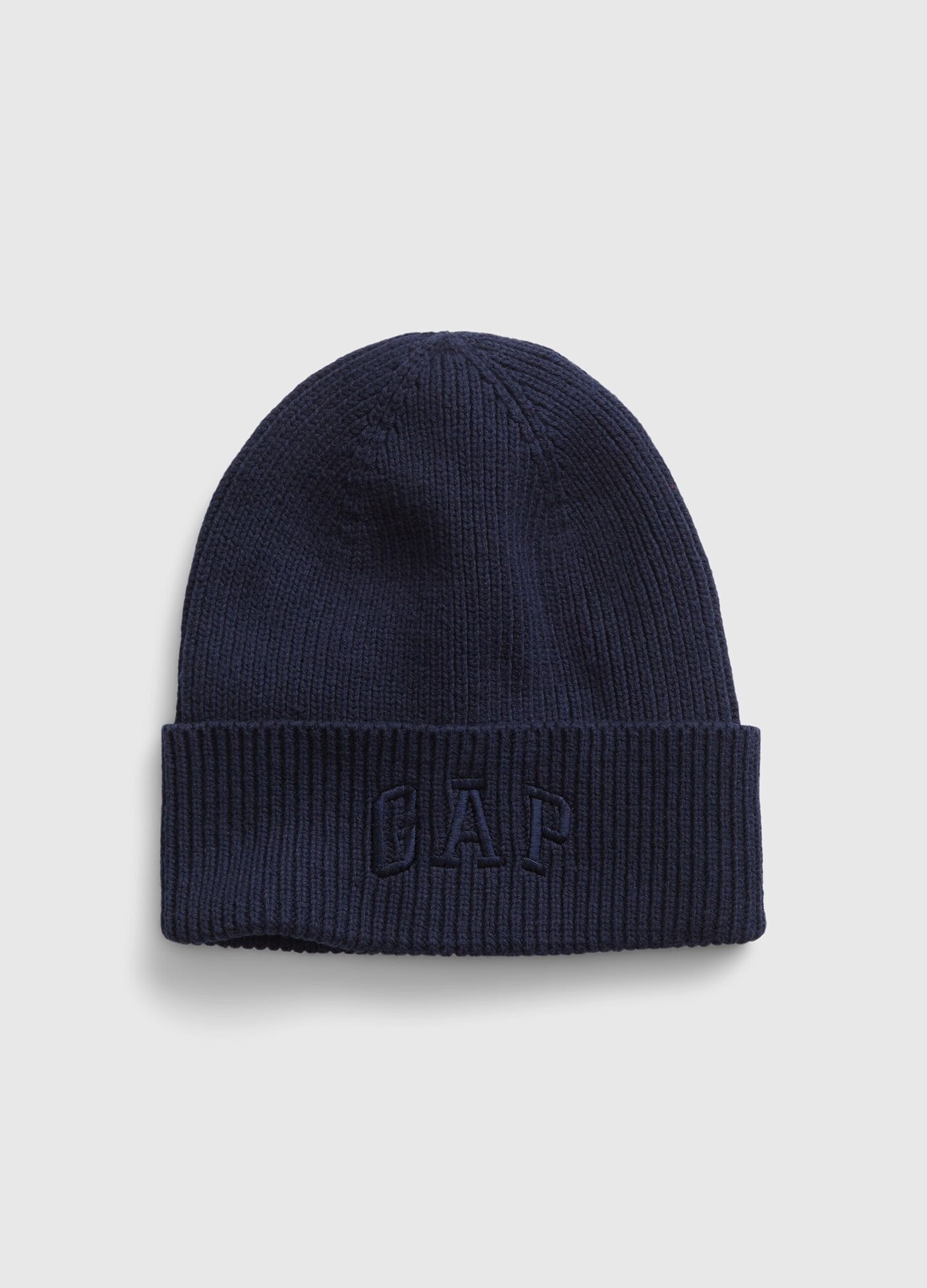 Ribbed cap with embroidered logo