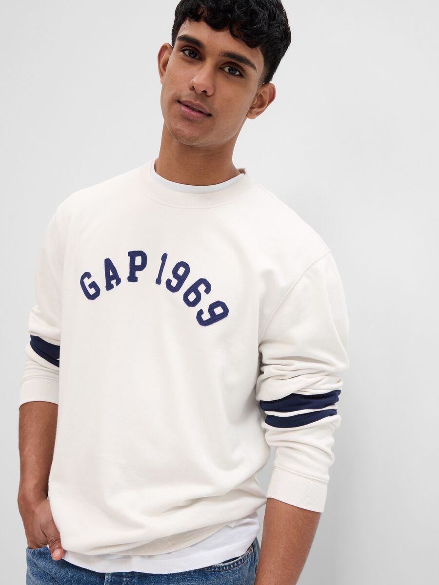 Sweatshirt with logo embroidery and contrasting bands Man_0