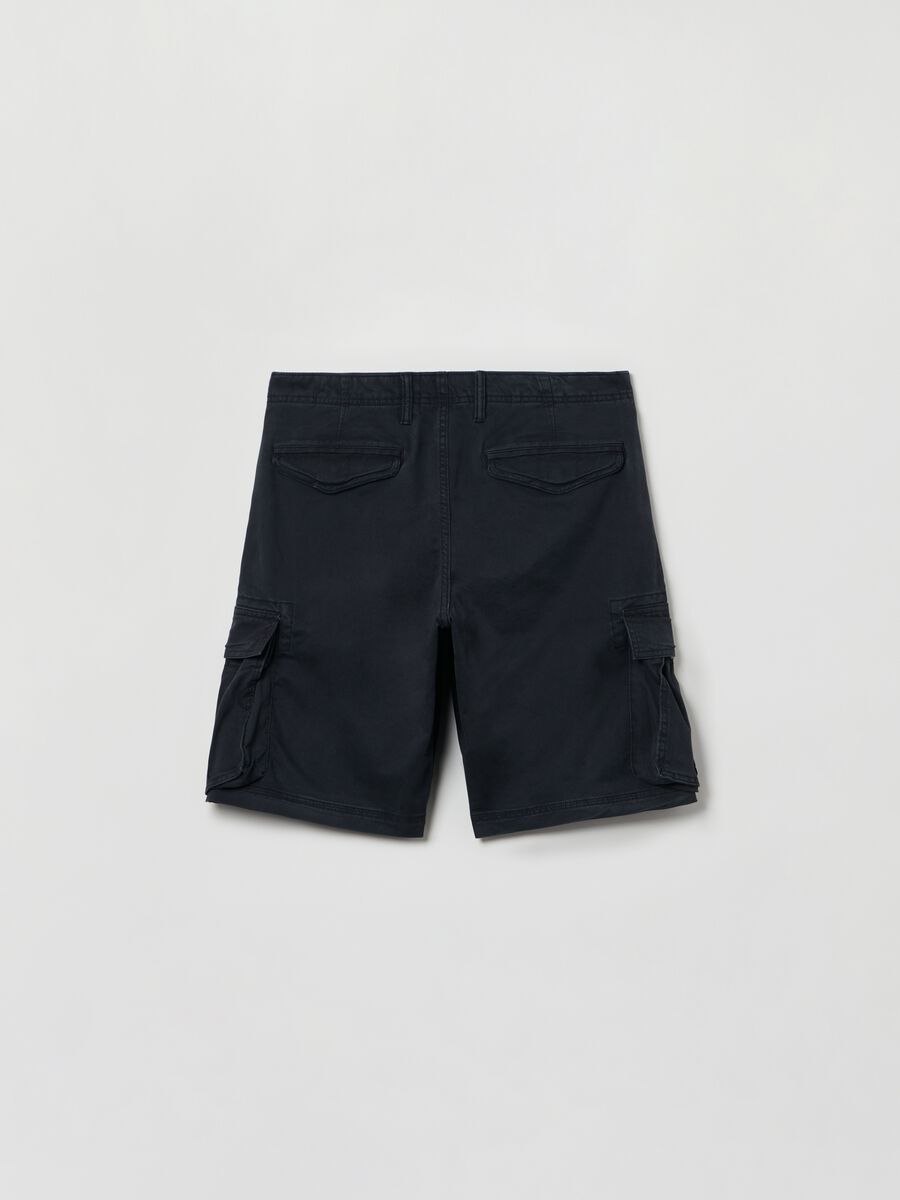 Bermuda cargo in cotone stretch Uomo_2