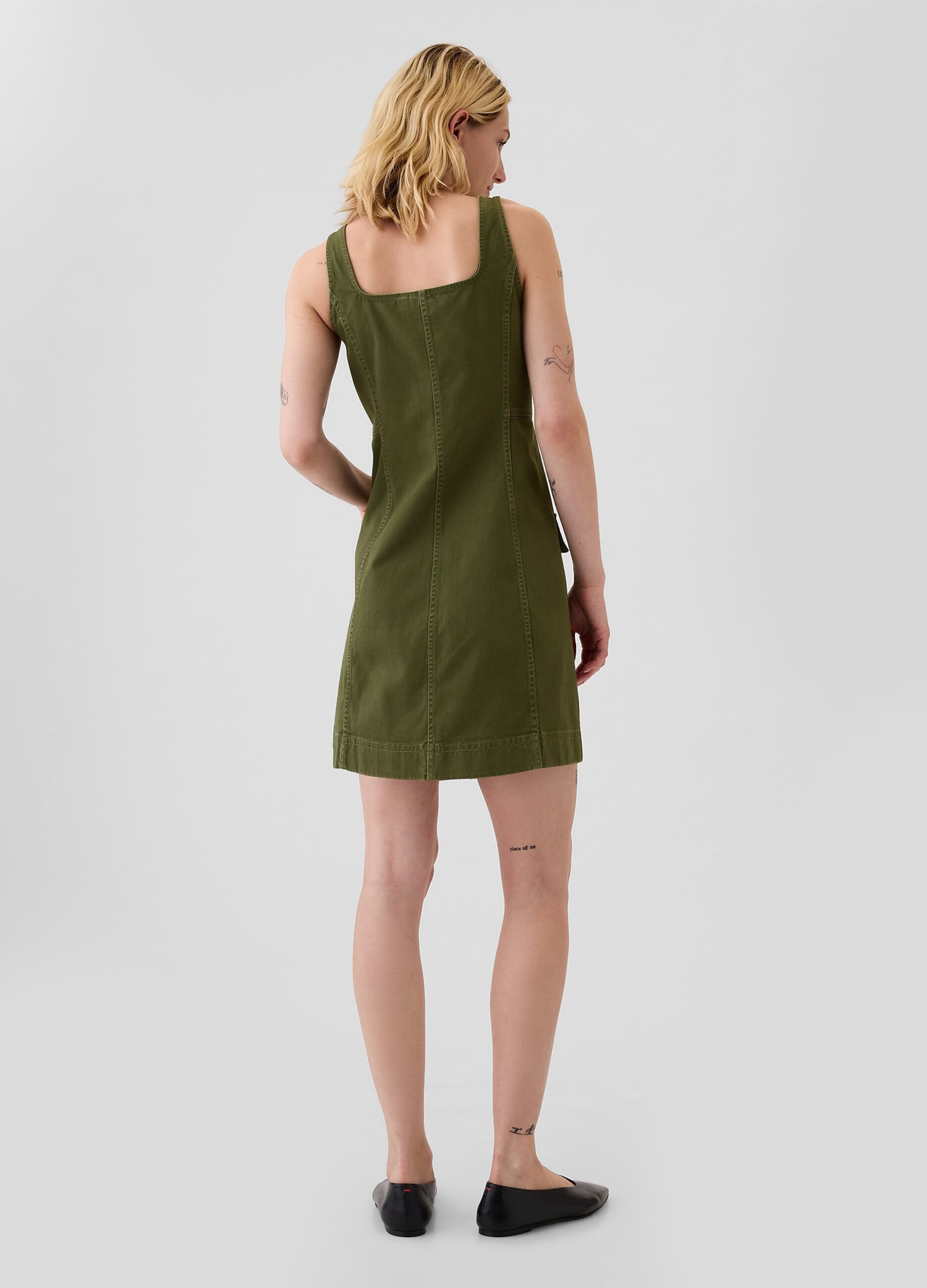 Short utility dress with buttons_2