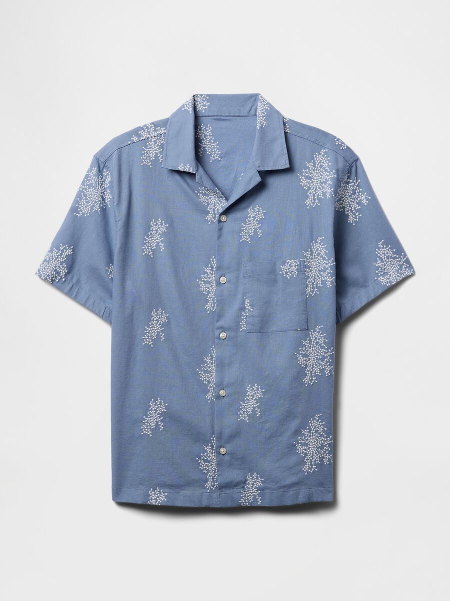 Camicia a maniche corte azzurra con stampa floreale Uomo_3