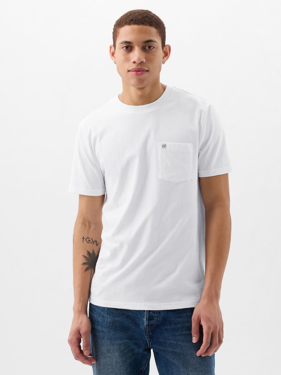 T-shirt in cotone con tasca e patch logo Uomo_0