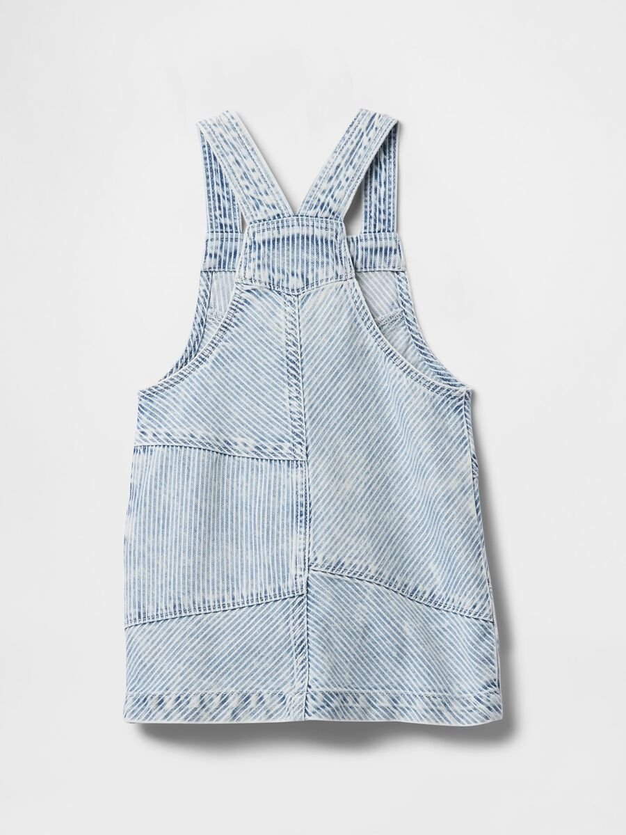 Salopette in denim chiaro con zip frontale Bimba_1