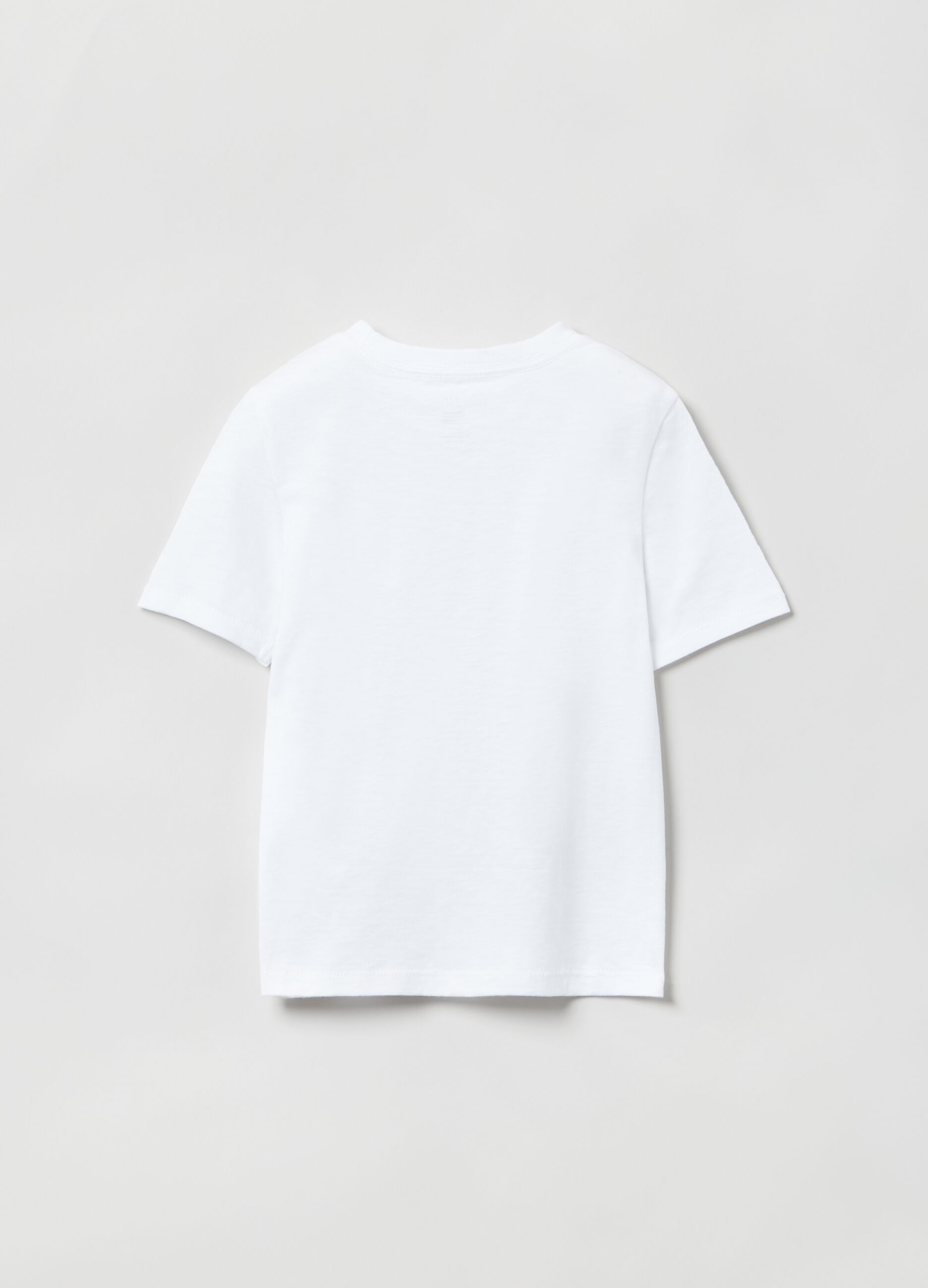 T-shirt with round neck and pocket_1