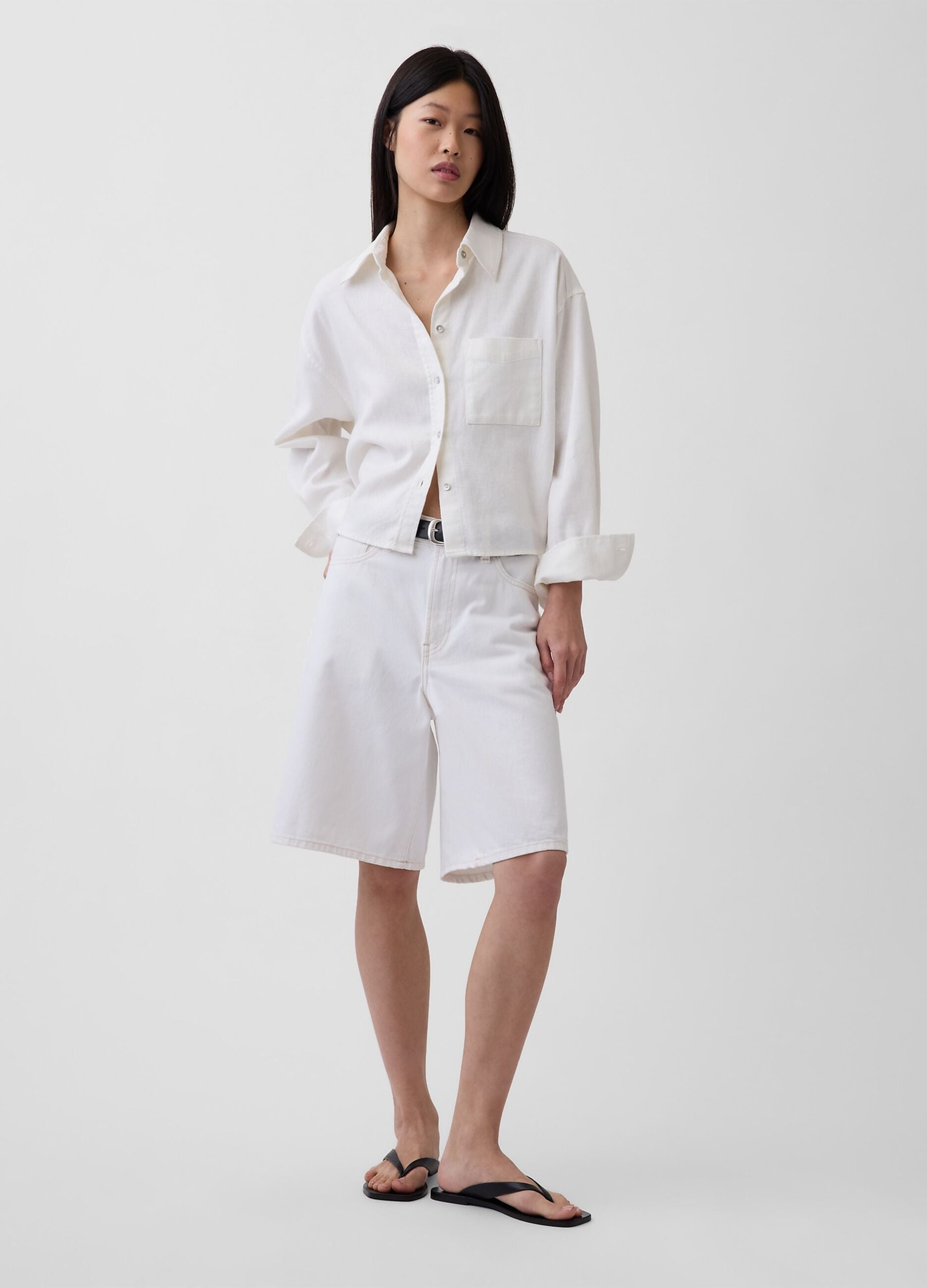 Camicia in puro cotone con tasca applicata