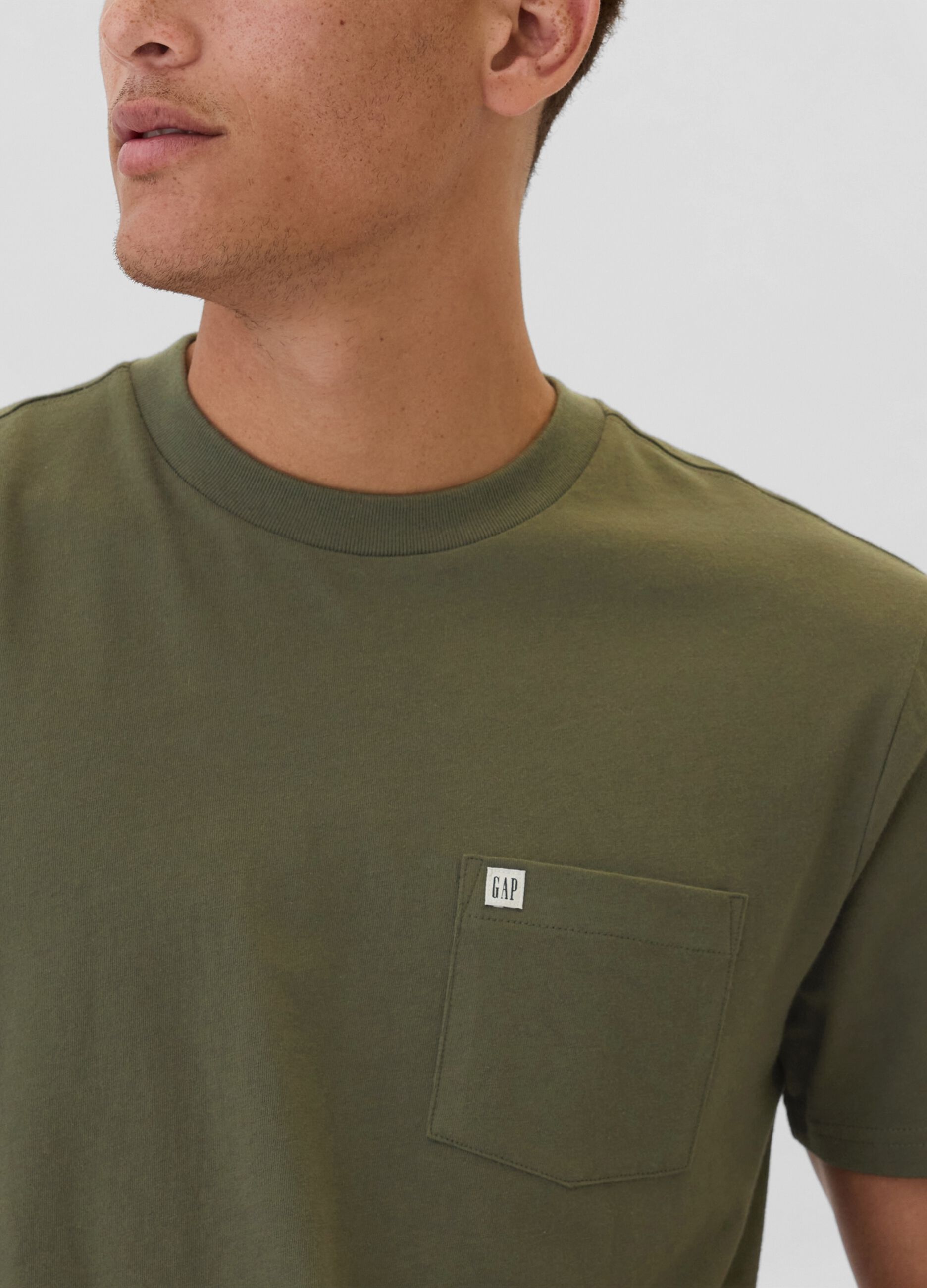 T-shirt in cotone con tasca_3