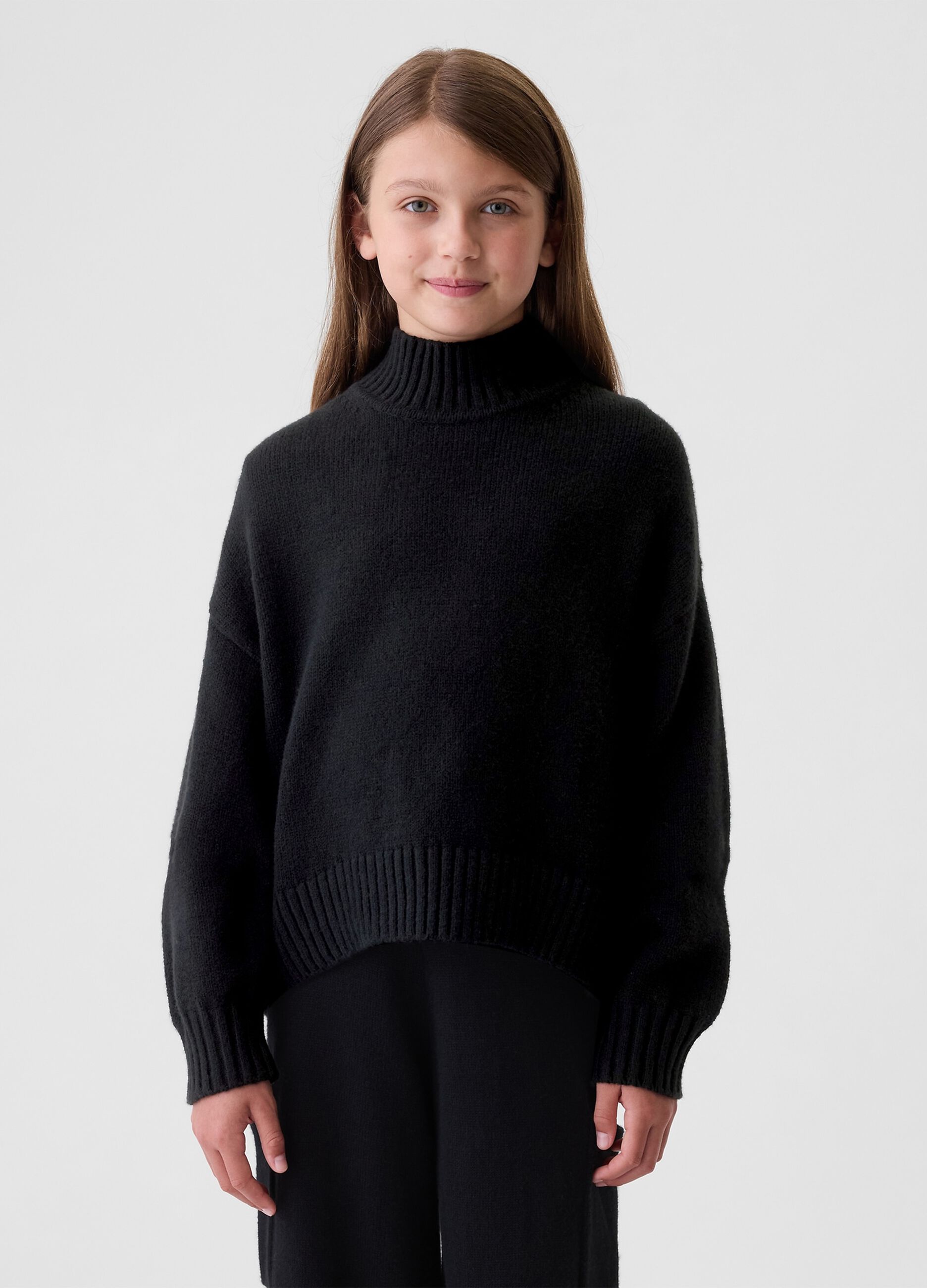 Pullover oversize mock neck
