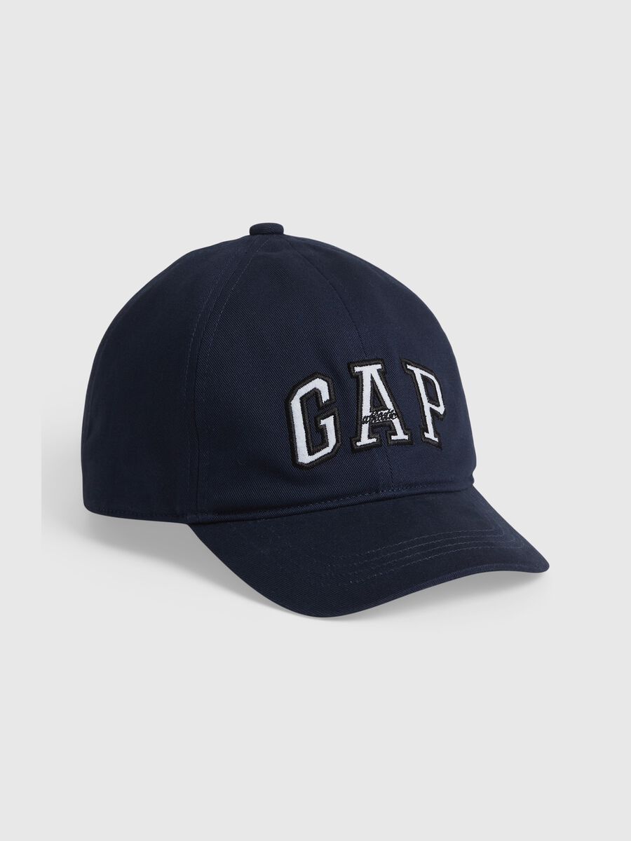 Baseball cap with logo patch_0