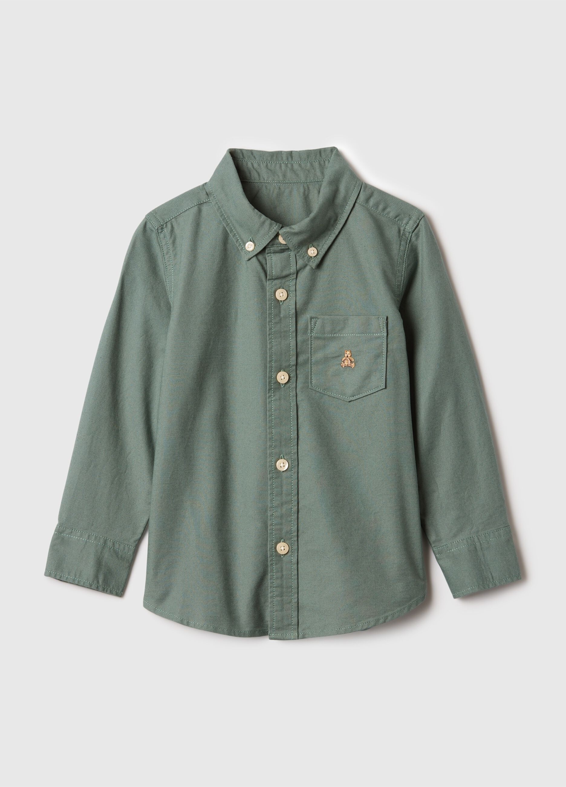 Camicia button-down con tasca e ricamo orsetto