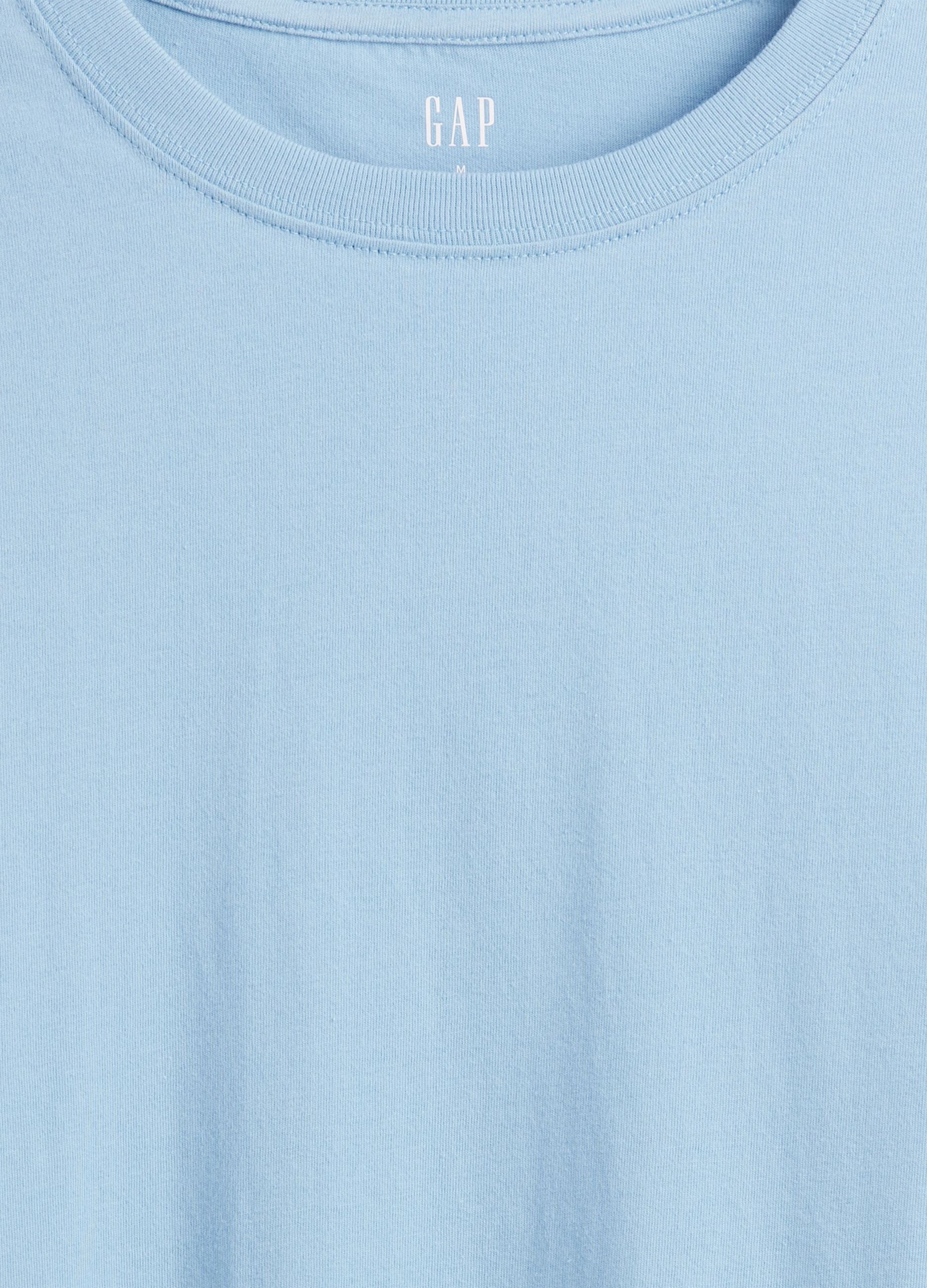 Long-sleeved blue cotton shirt
