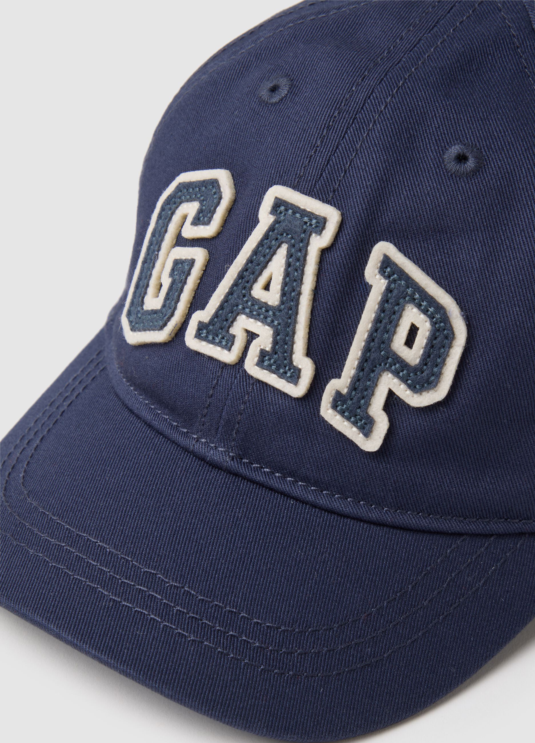 Baseball cap with logo patch_3