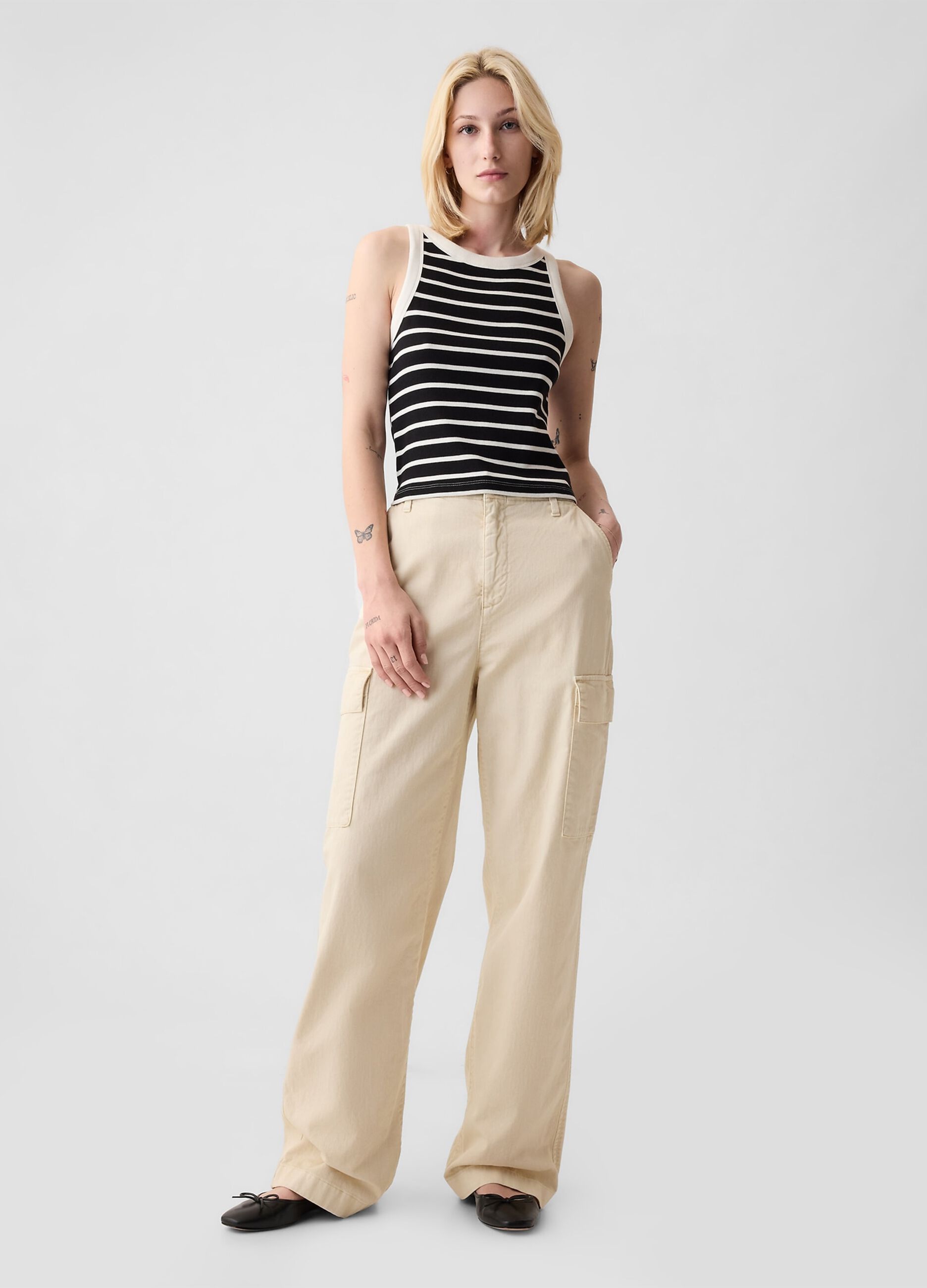 Tank top crop a costine con scollo halter_1