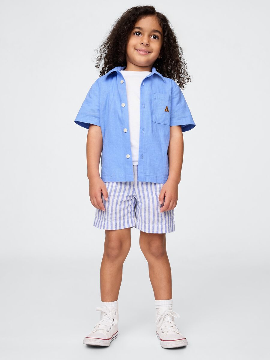 Set camicia azzurra e pantaloncini a righe bianche e blu Bimbo_0