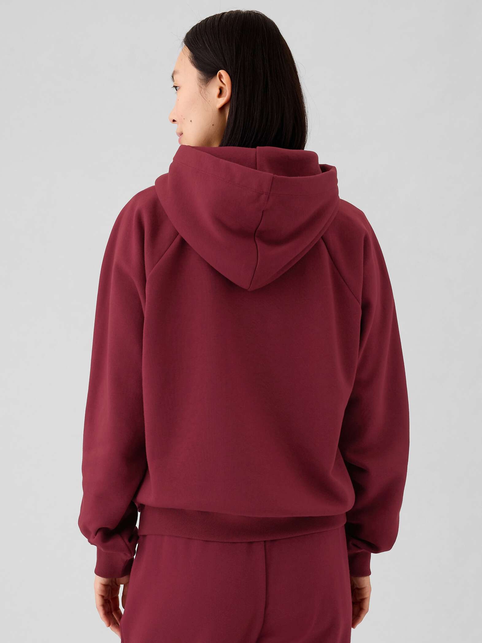 Felpa con cappuccio maniche raglan_2