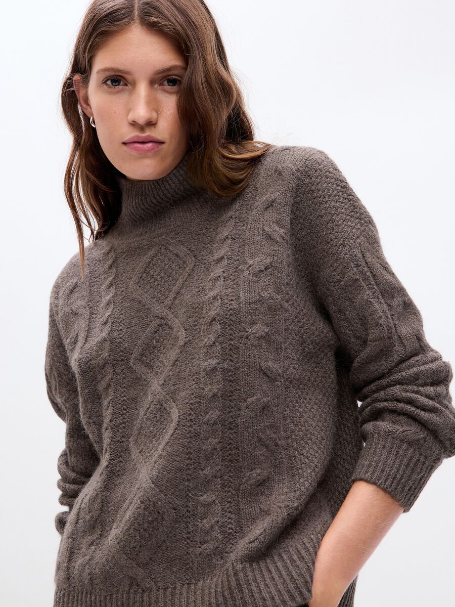Cable knit mock neck pullover Woman_2