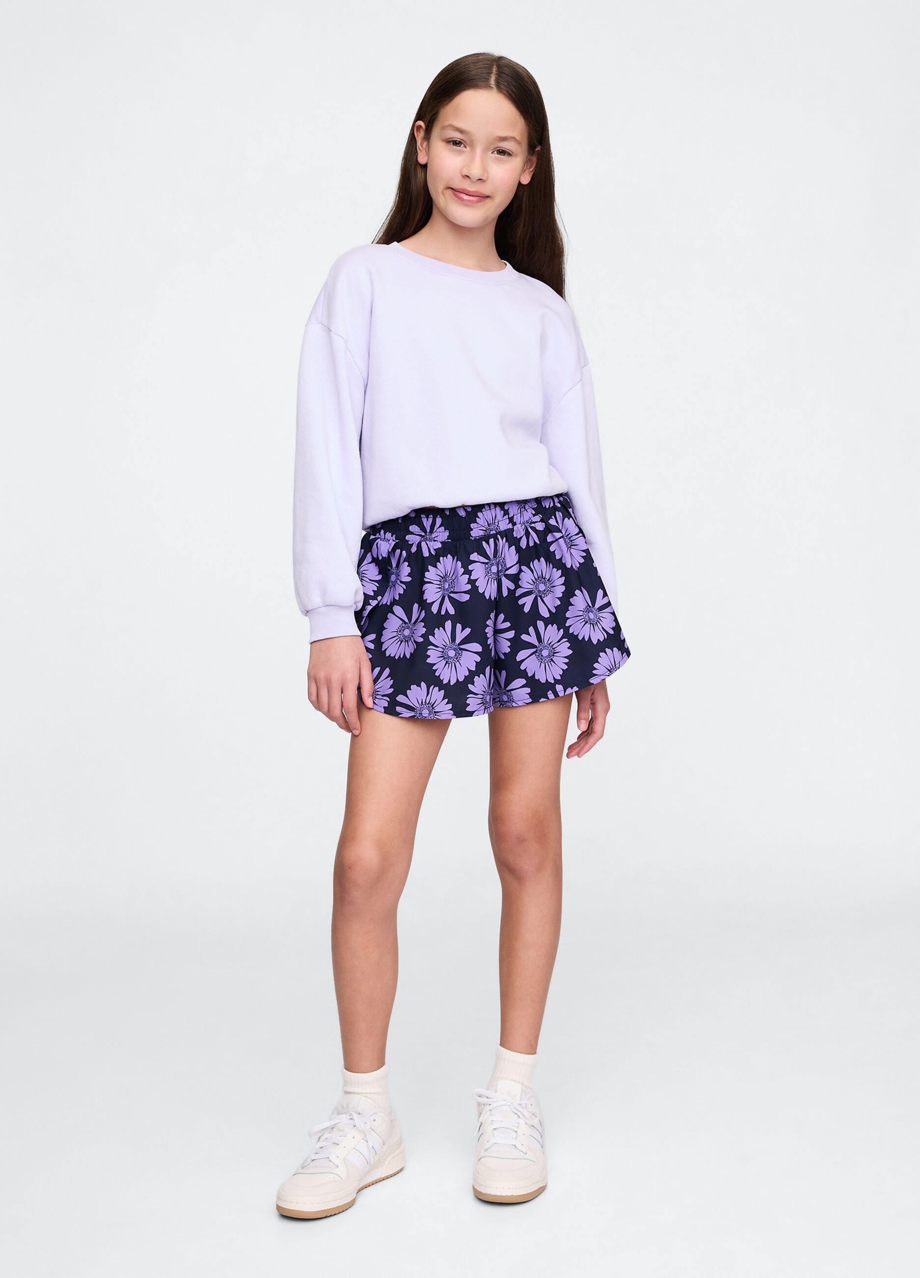 Short a fiori viola