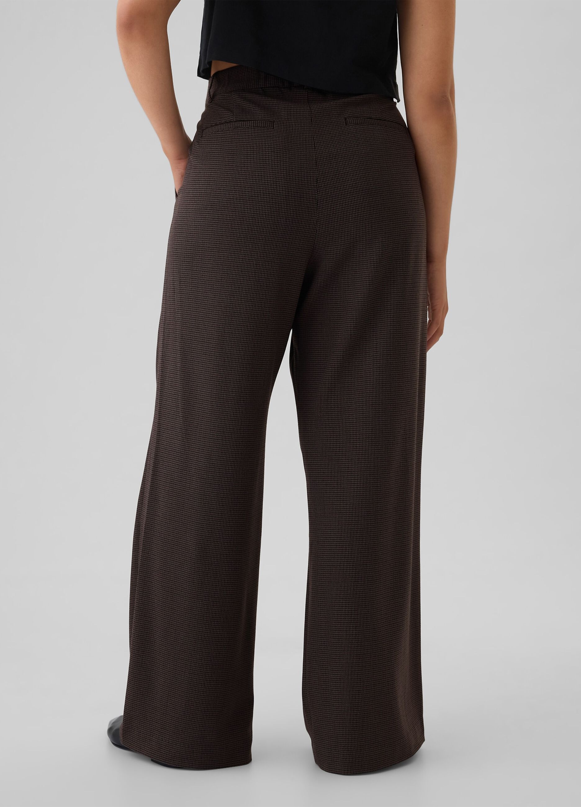 High-rise houndstooth trousers_5