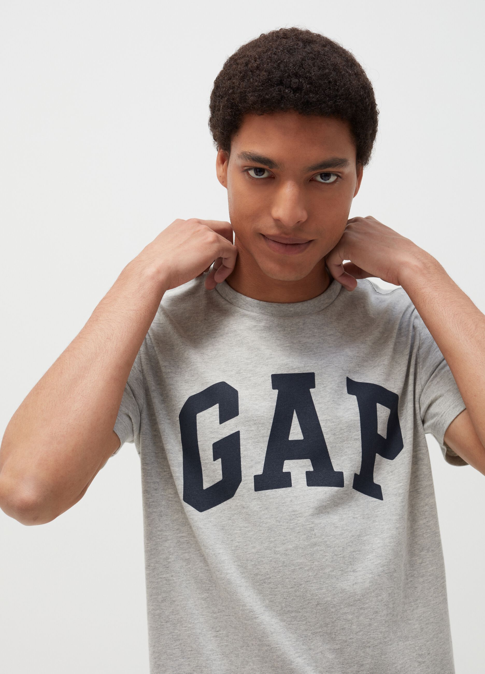 T-shirt girocollo con stampa logo_1