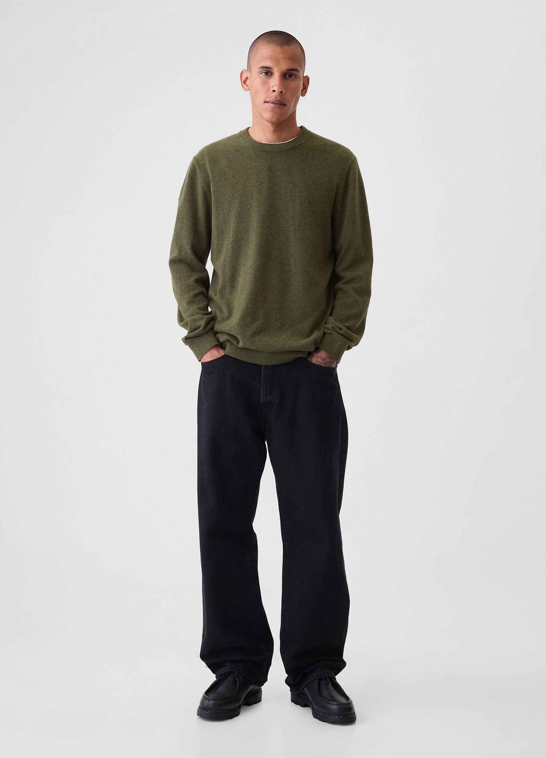 Round neck pullover_1