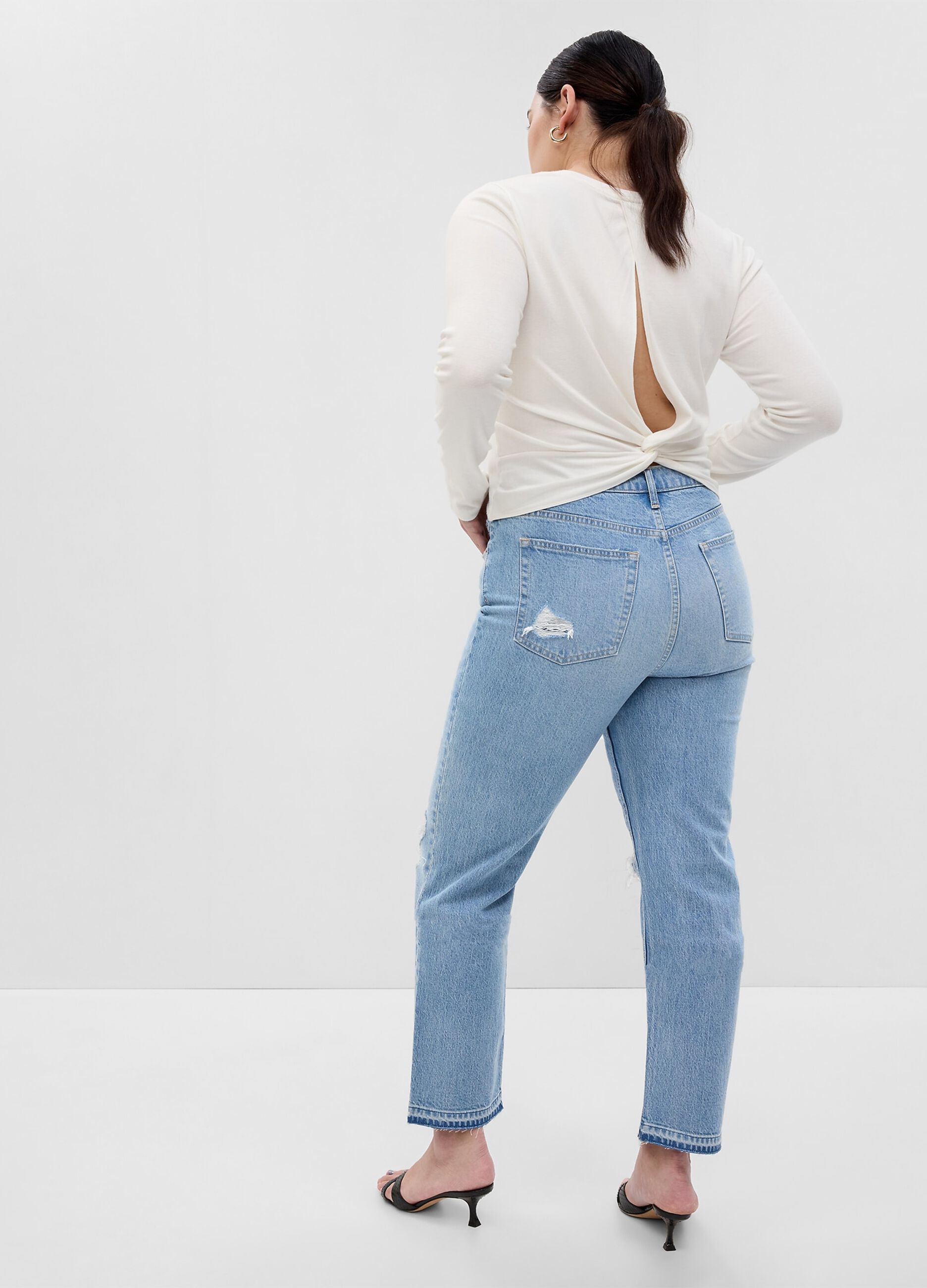 Jeans straight fit a vita alta con abrasioni_4