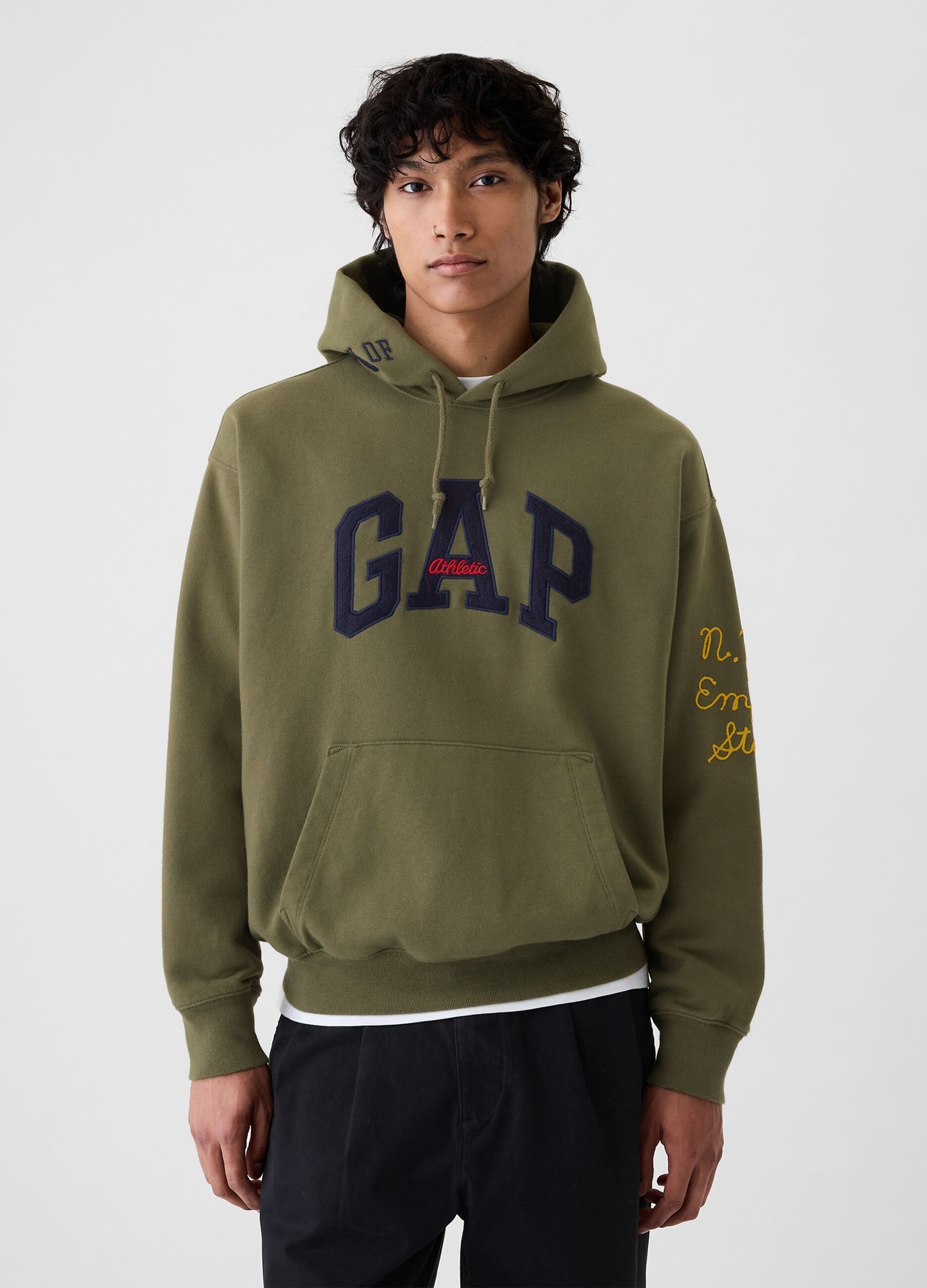 Felpa con cappuccio e patch logo
