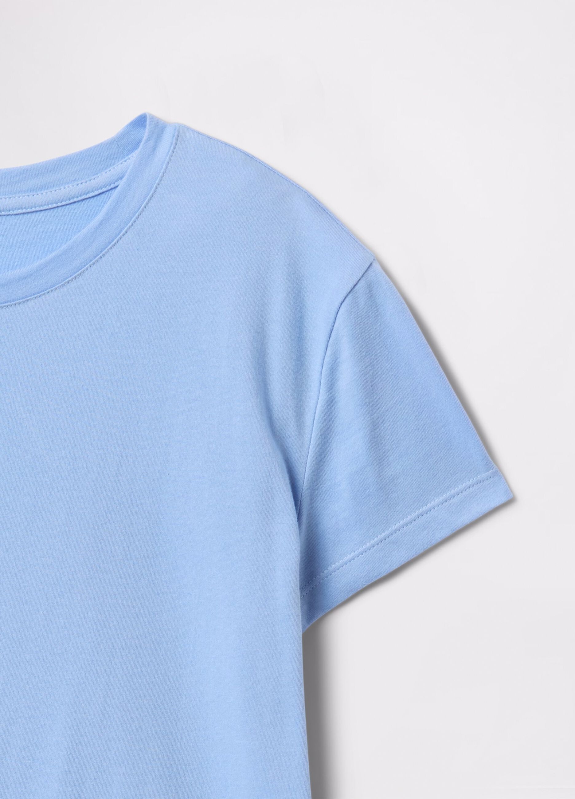 T-shirt azzurra in cotone_3