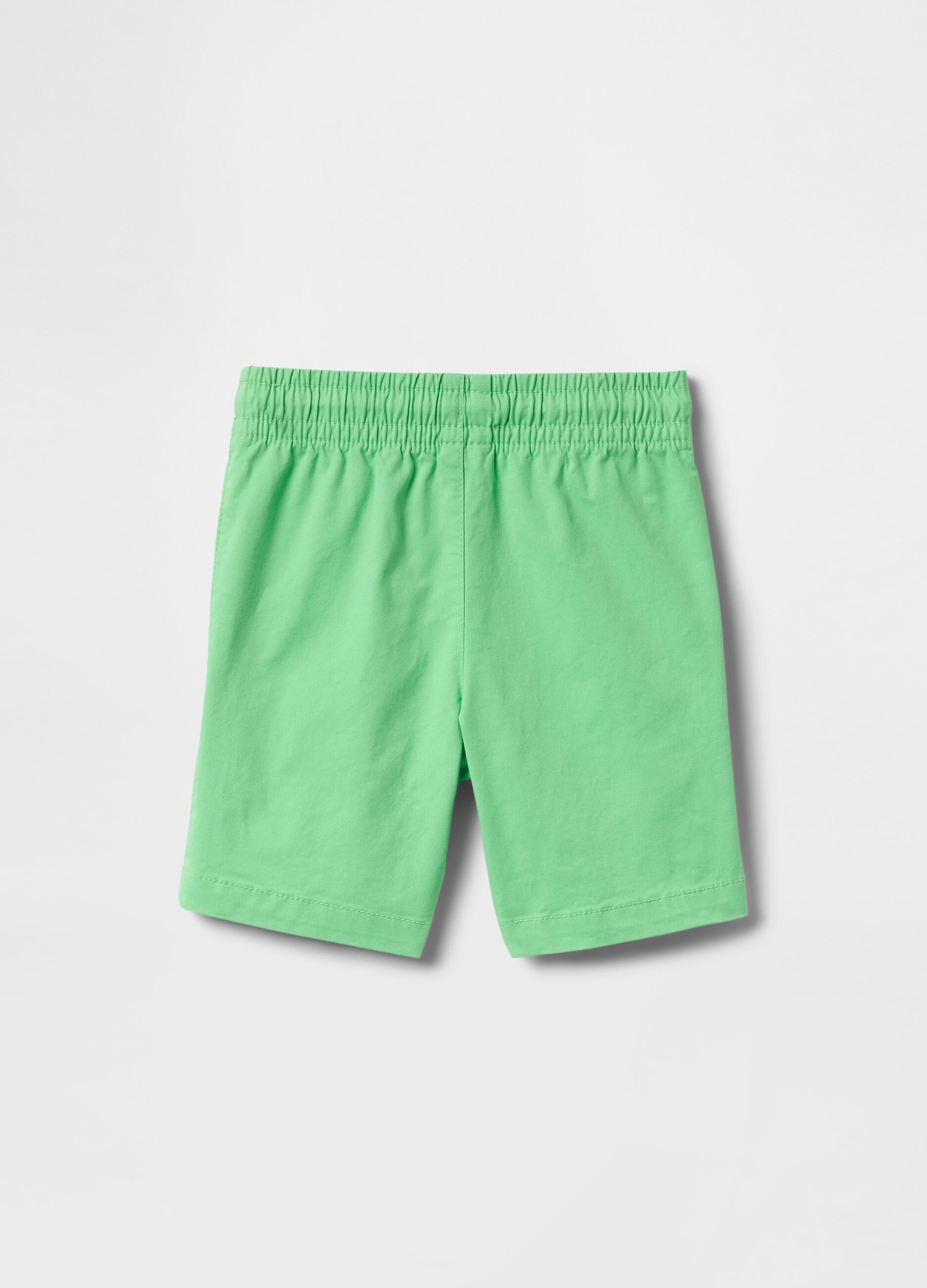 Shorts verdi elasticizzati per bambino GAP Kids_1