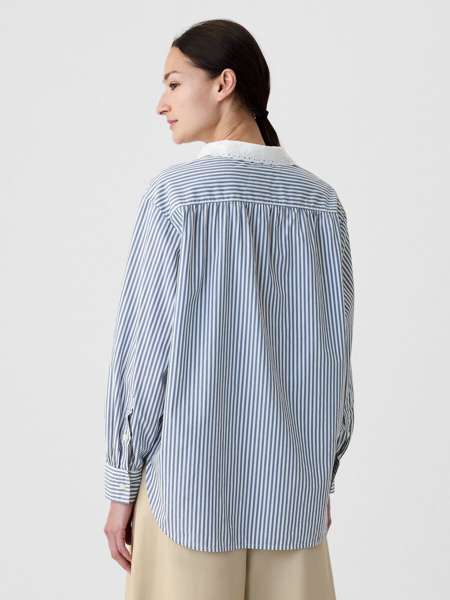 GAP x DÔEN Camicia con colletto in sangallo Donna_3