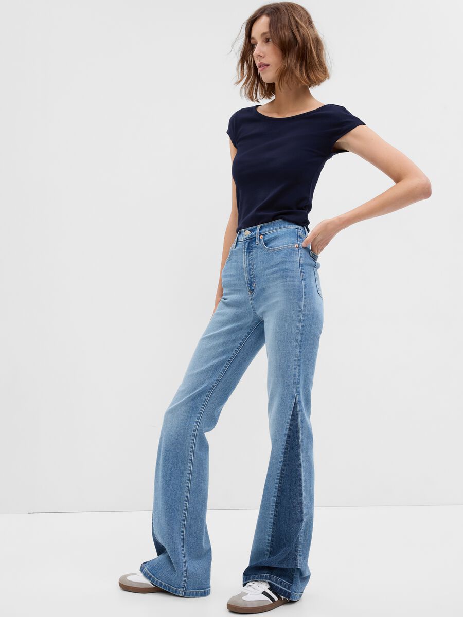 T-shirt con scollo a barchetta Donna_0