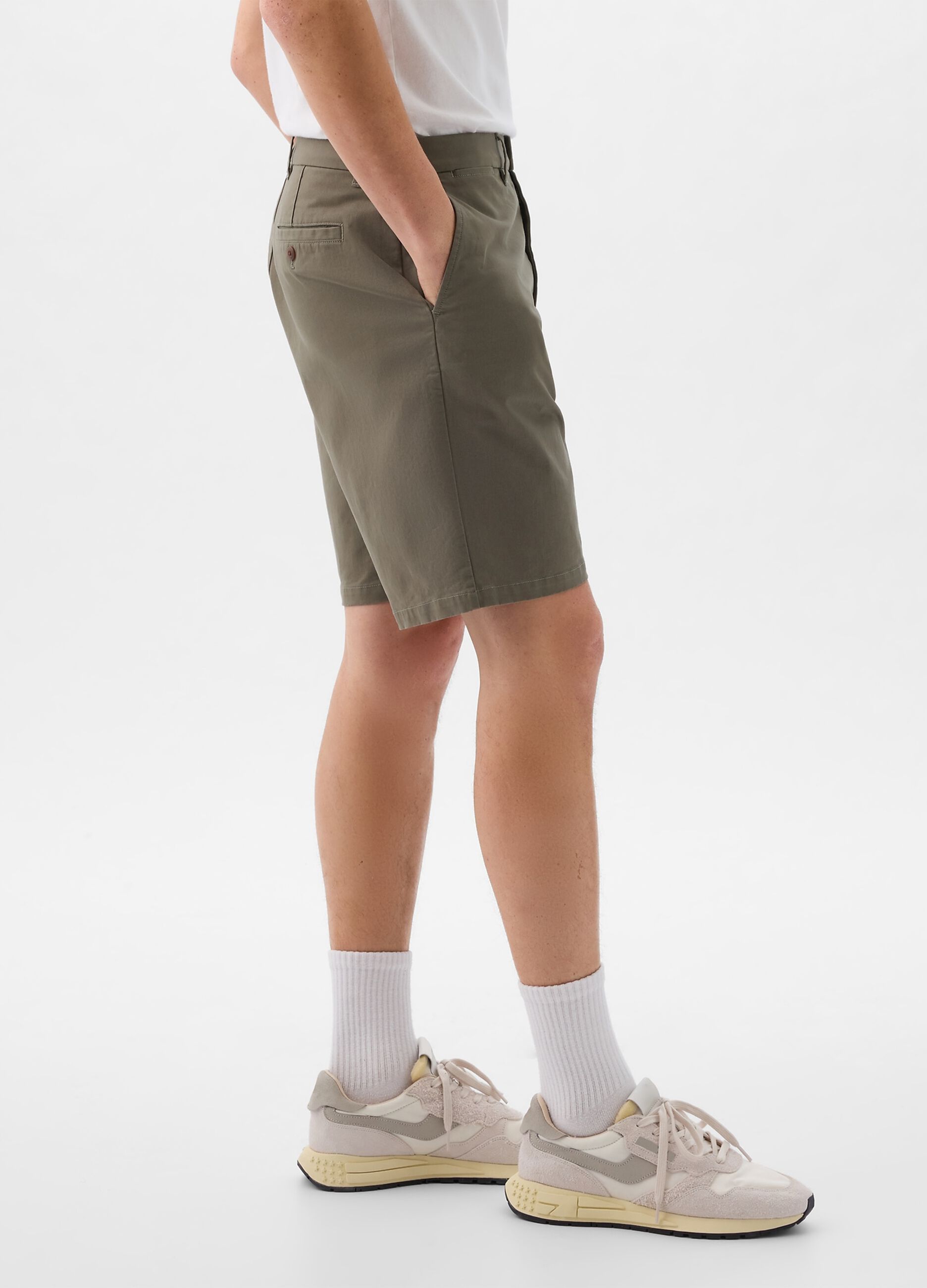 Relaxed-fit Bermuda shorts in stretch cotton_1