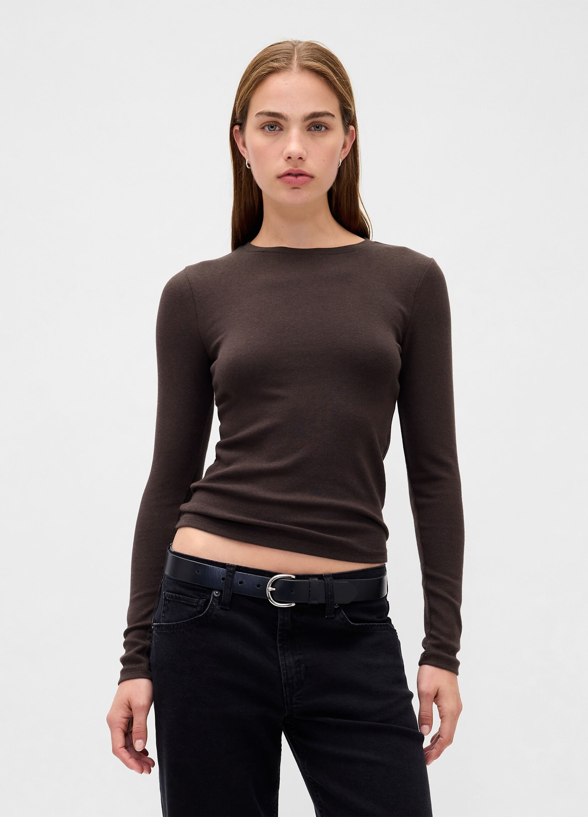 Maglia marrone a maniche lunghe elasticizzata