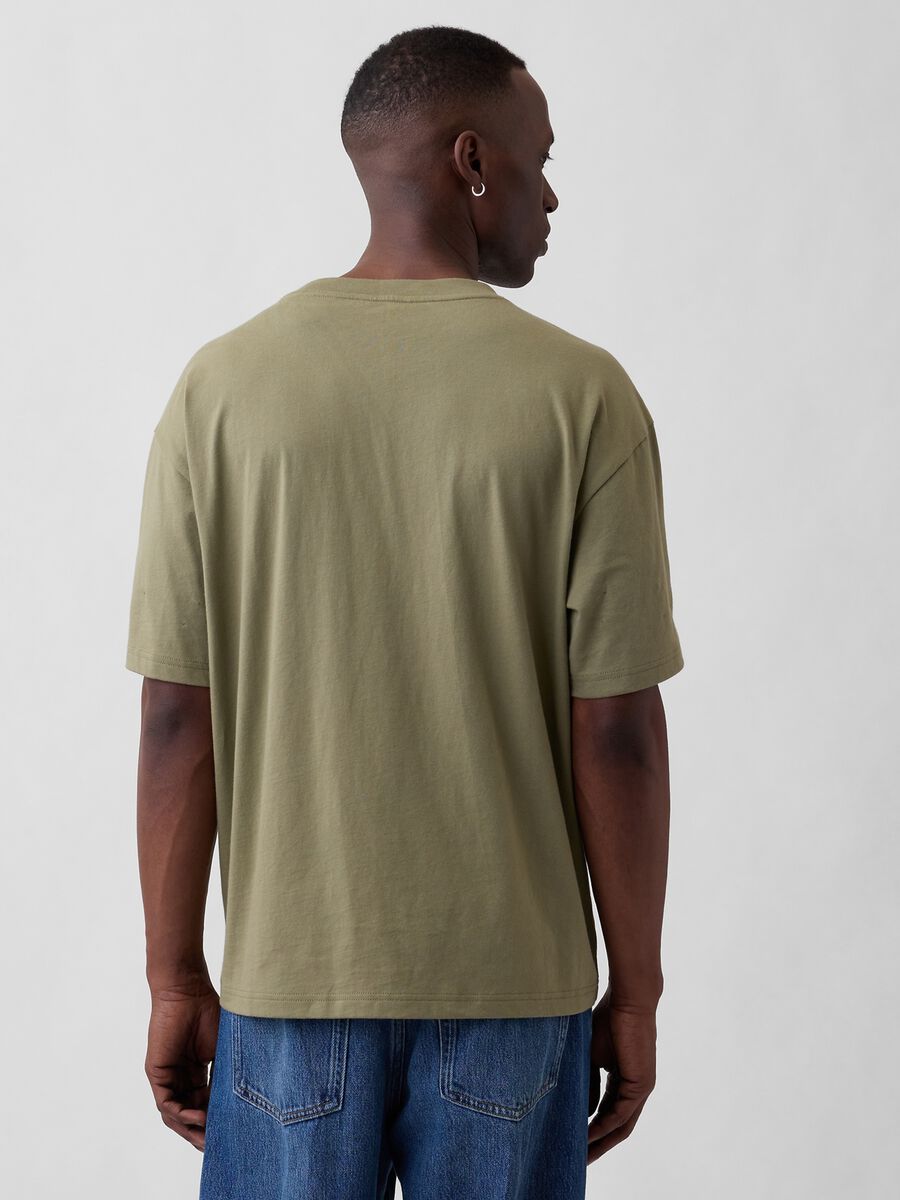 T-shirt a maniche corte in cotone con logo GAP Uomo_1