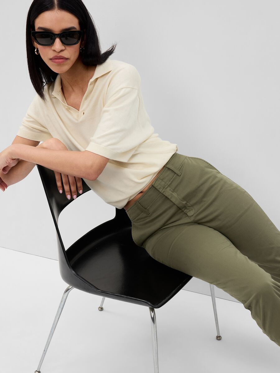 Slim-fit mid-rise chino trousers Woman_2