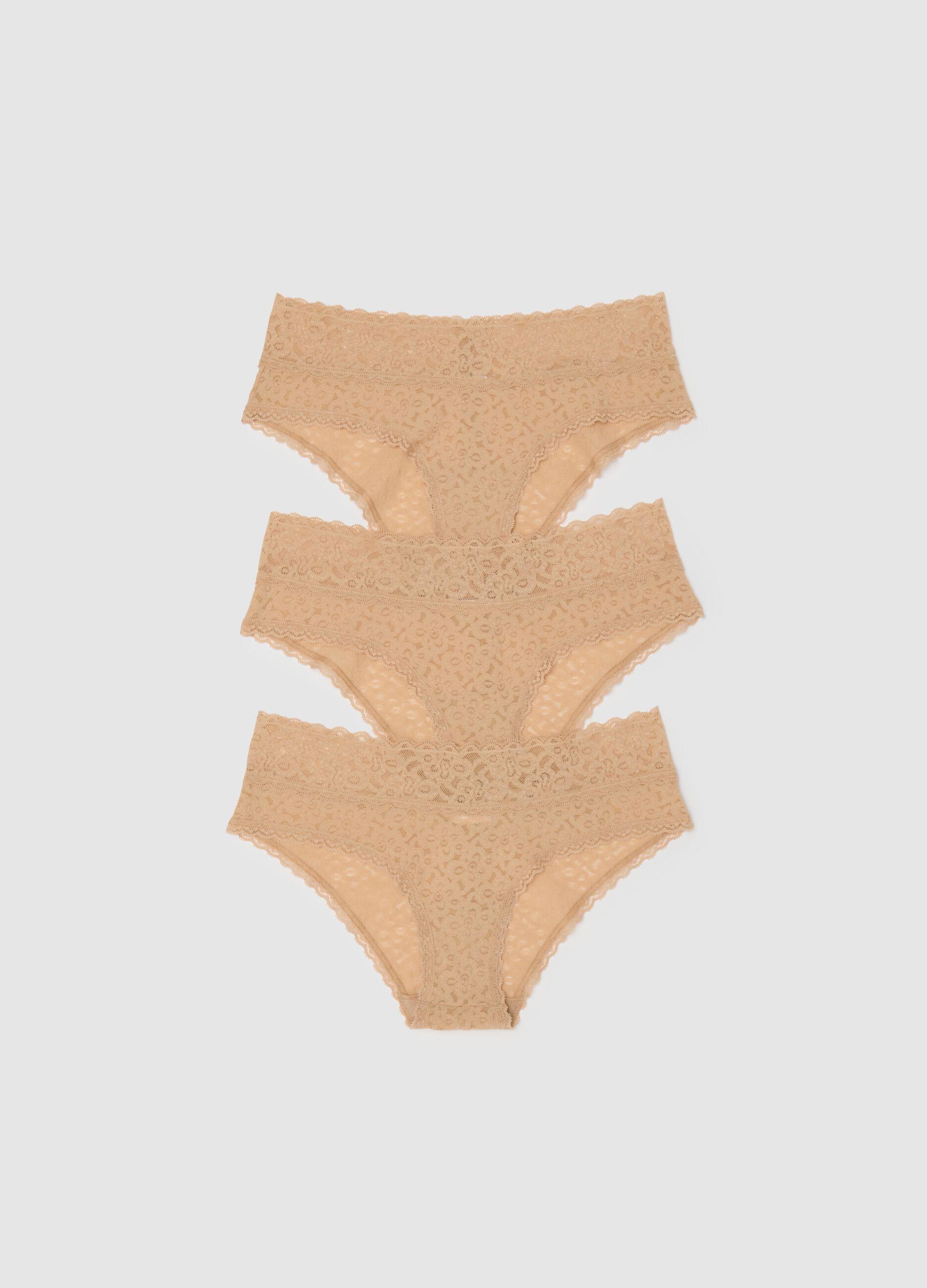 Three-pack knicker shorts in lace