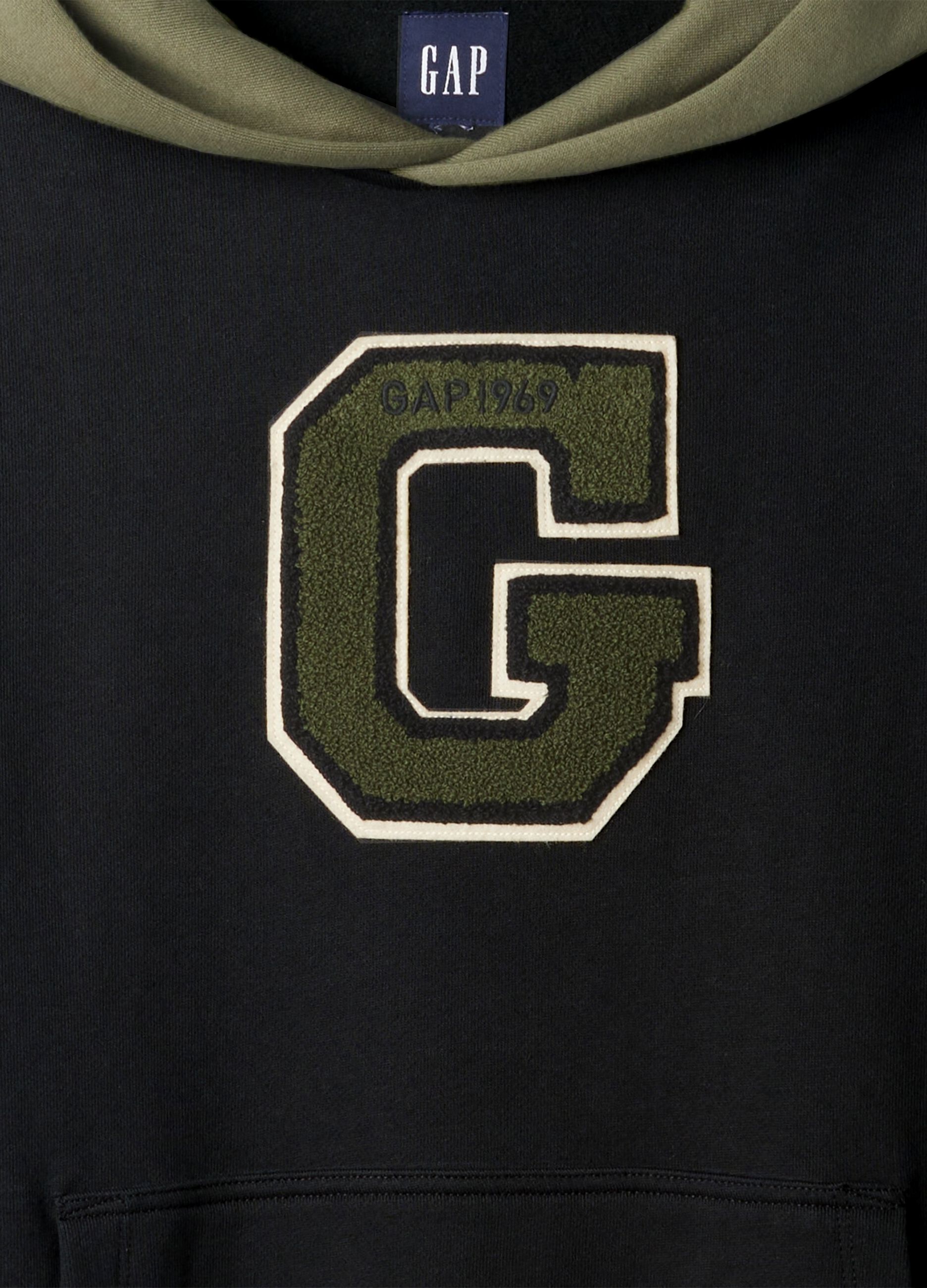 Sweatshirt with contrasting hood and bouclé logo patch_4