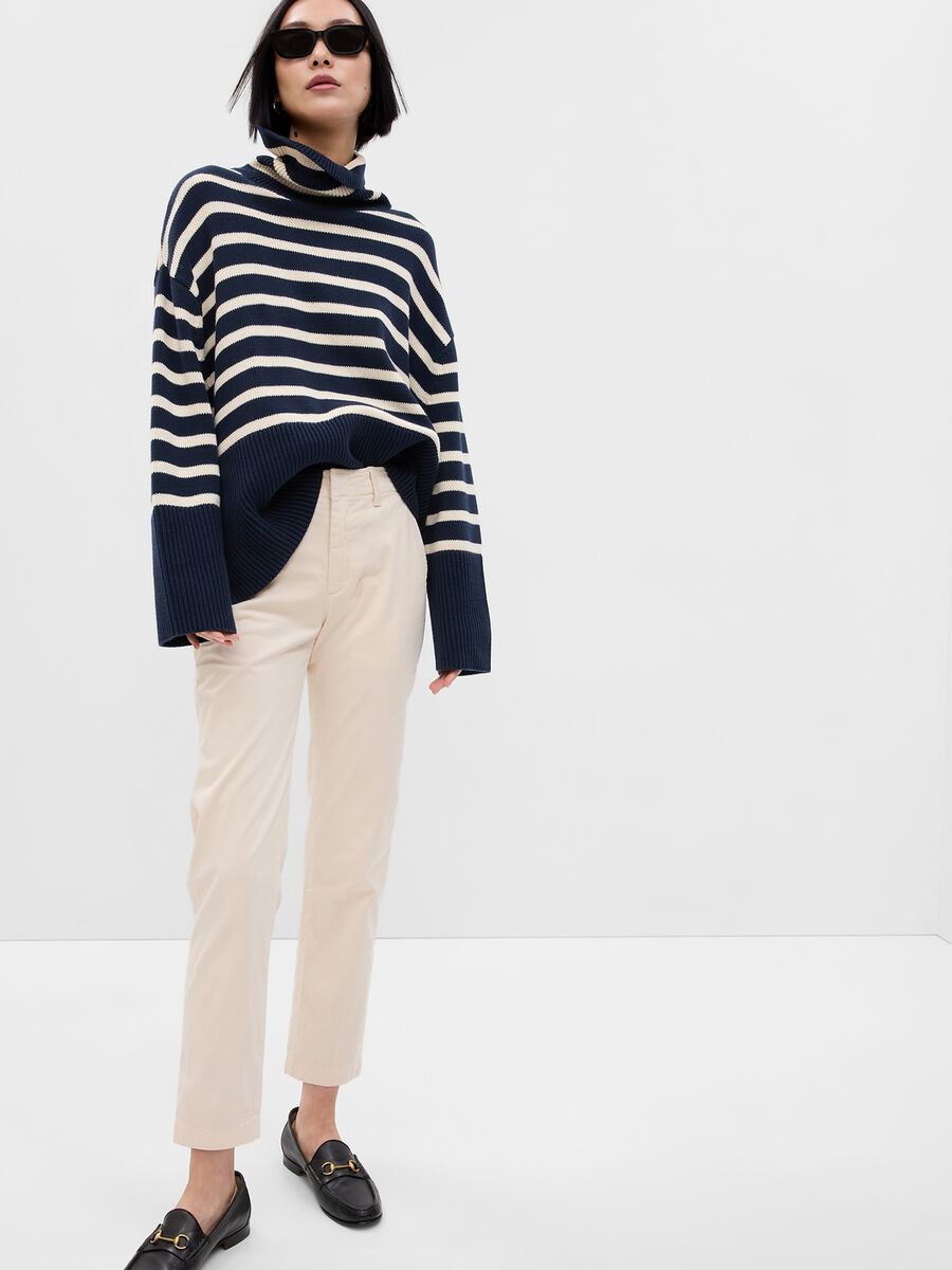 Slim-fit mid-rise chino trousers Woman_2