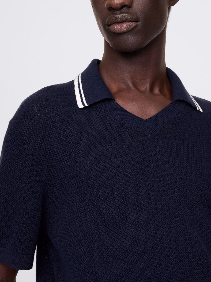 Polo traforata in cotone blu Uomo_3