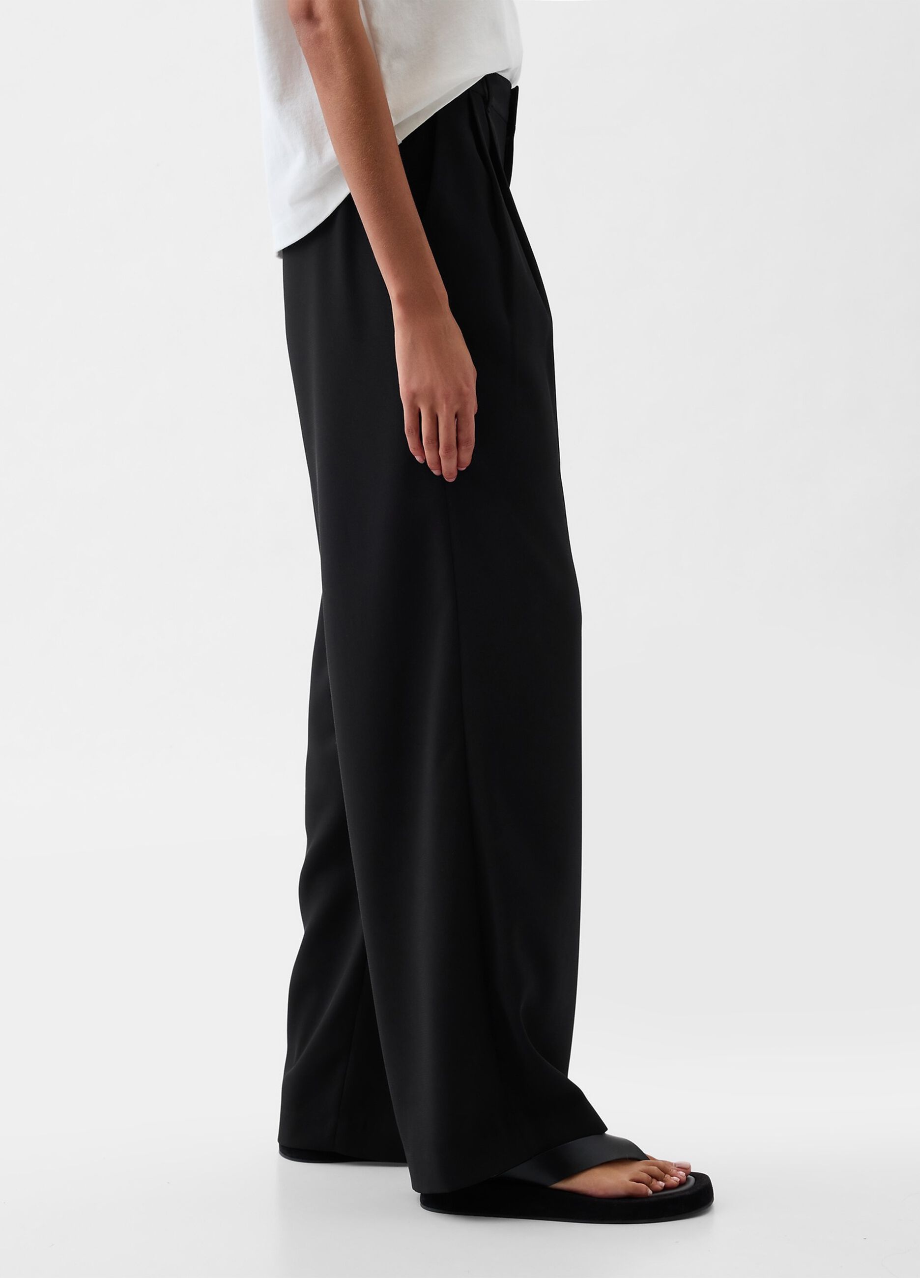 Pantalone wide leg vita alta con pinces_2