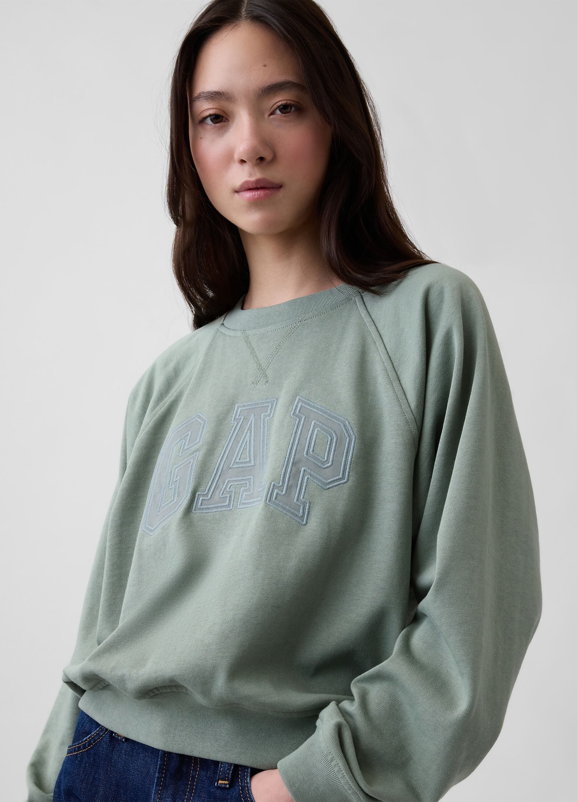 Felpa girocollo in misto cotone con logo GAP