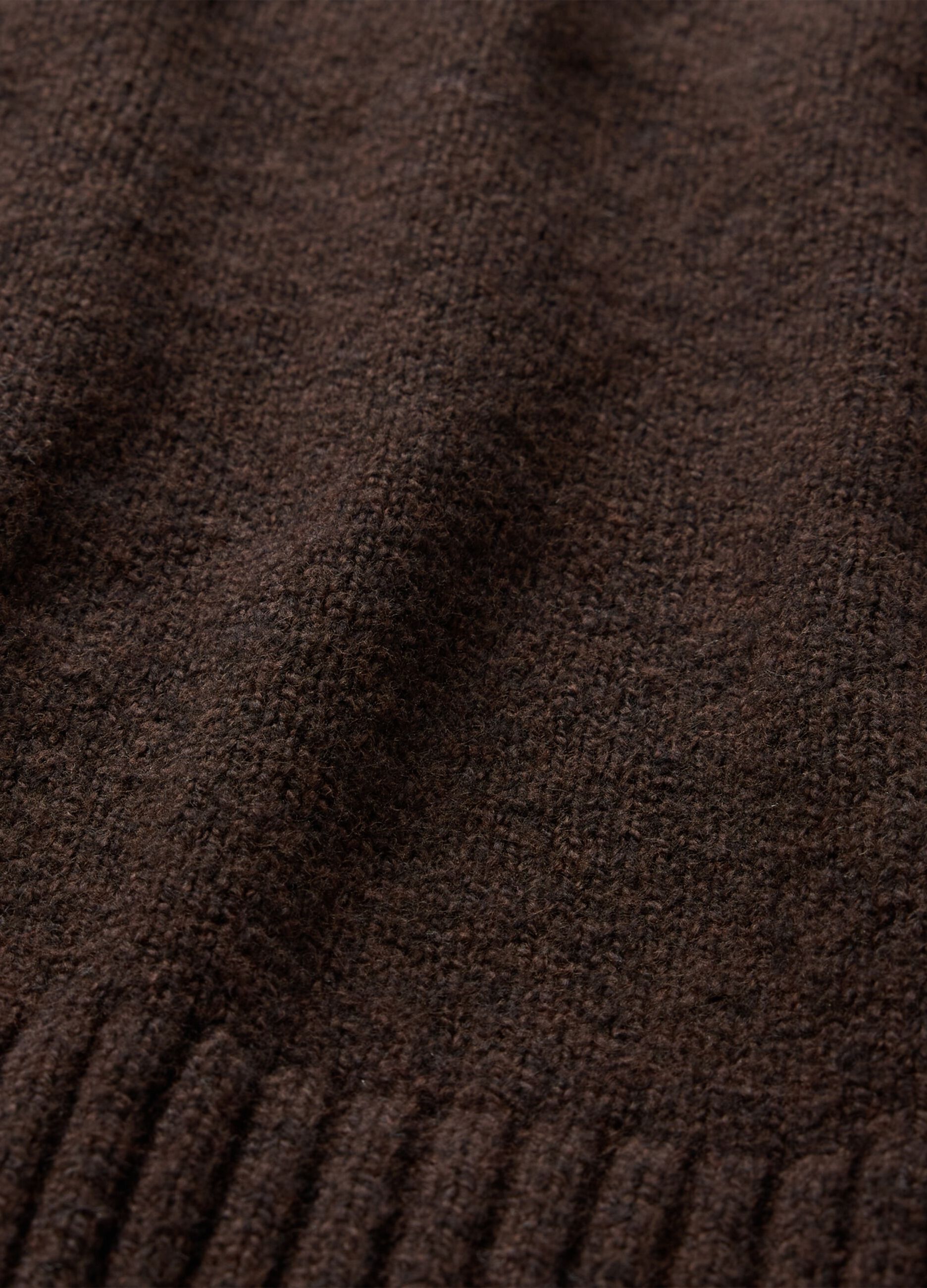 Pullover girocollo con maniche raglan_4