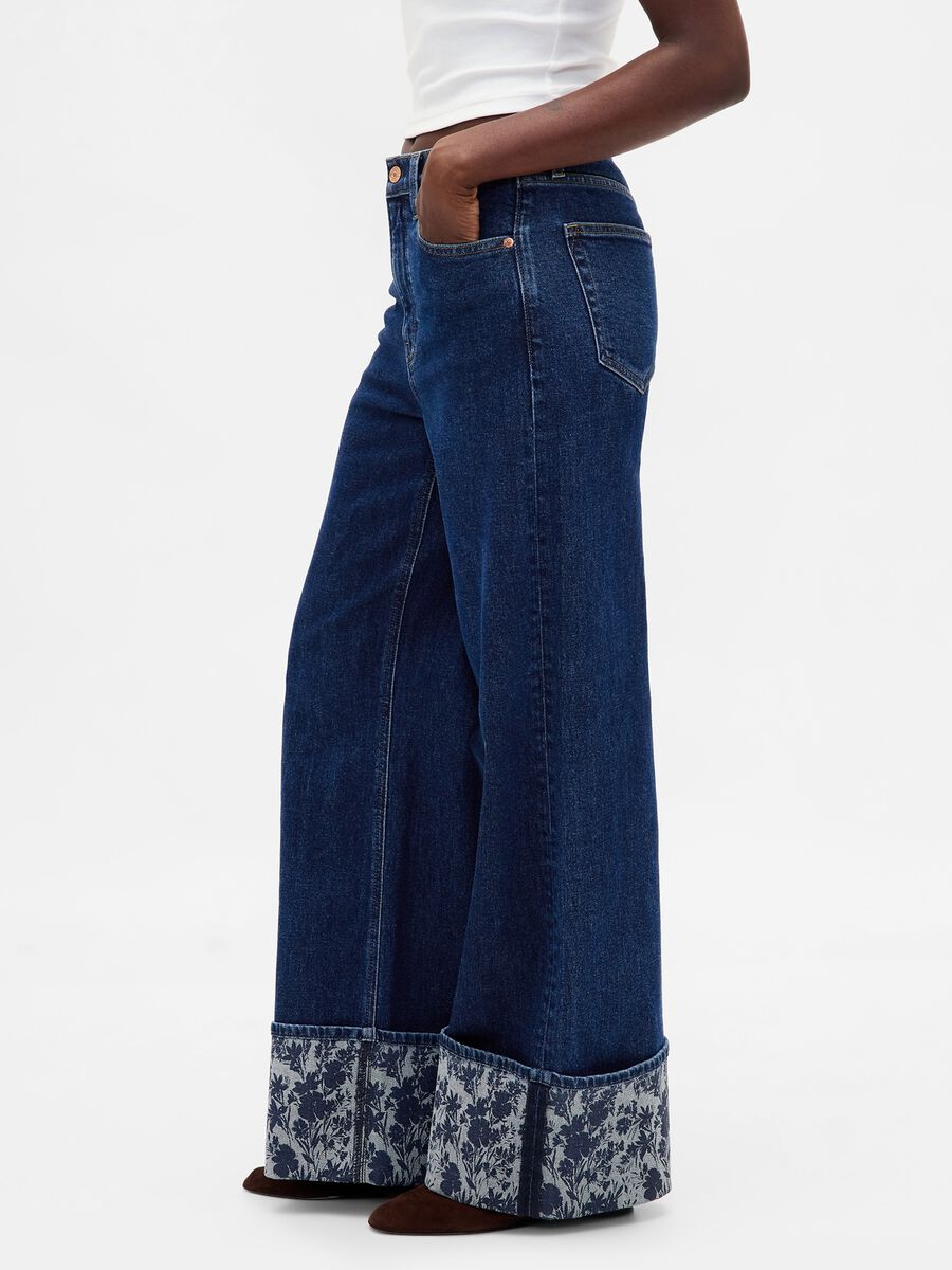 Wide denim trousers with floral turn-up Woman_3