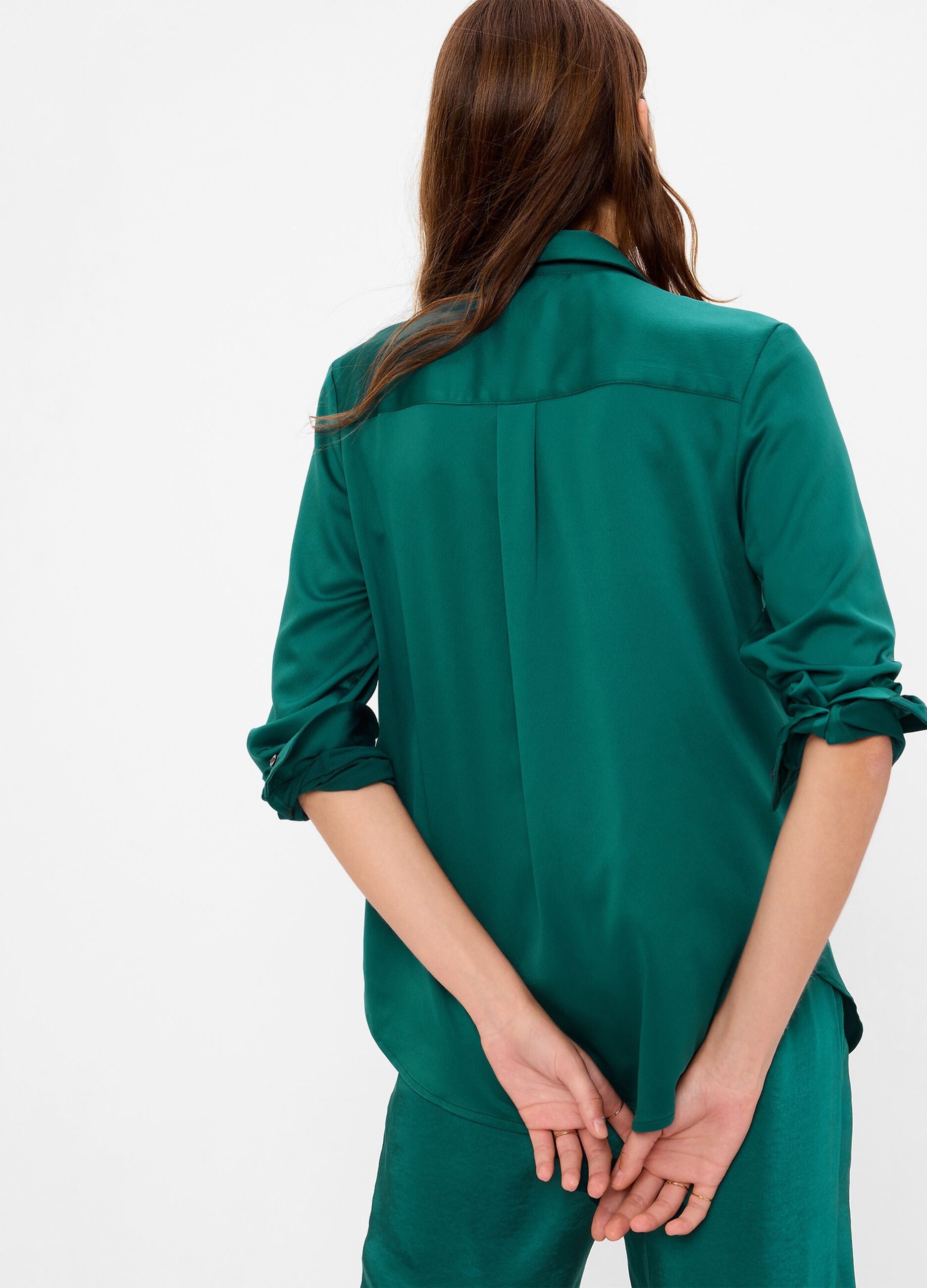 Camicia in satin con tasca_1