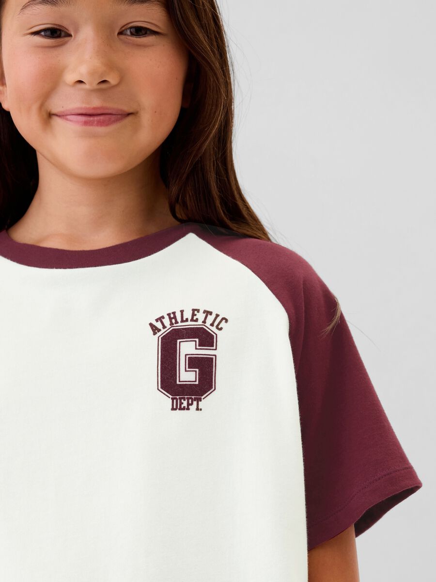 T-shirt boxy fit con stampa Athletics Bambina_1